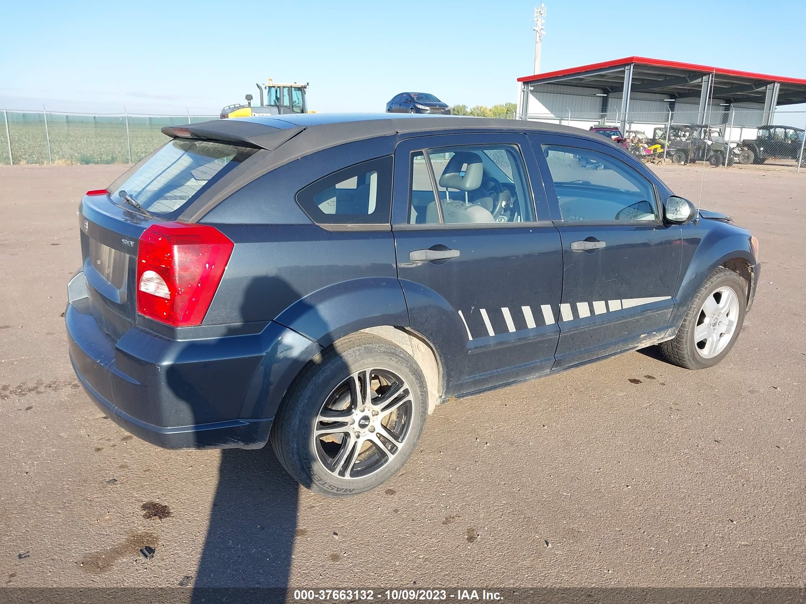 Photo 3 VIN: 1B3HB48B17D379590 - DODGE CALIBER 