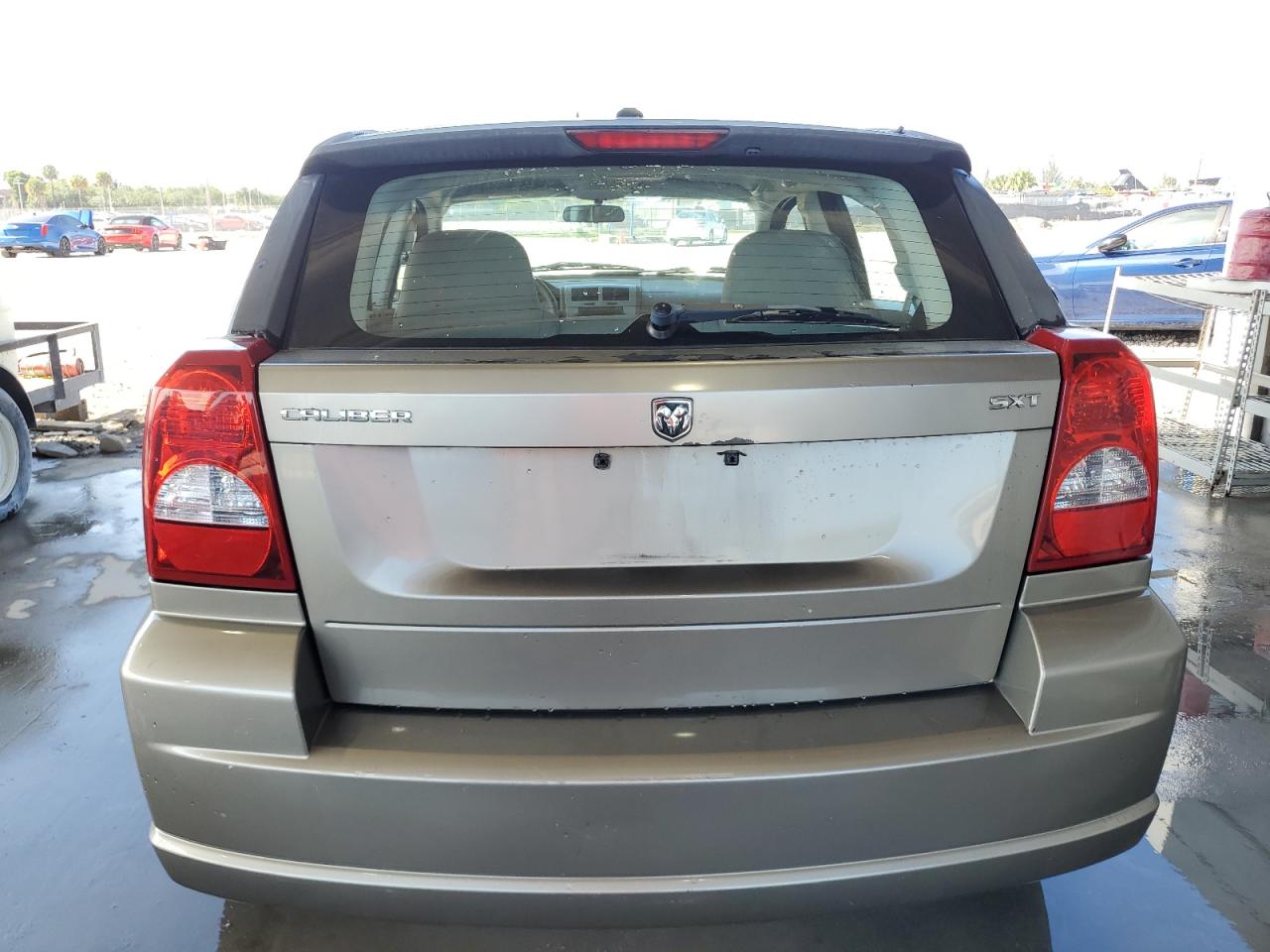 Photo 5 VIN: 1B3HB48B18D546340 - DODGE CALIBER 