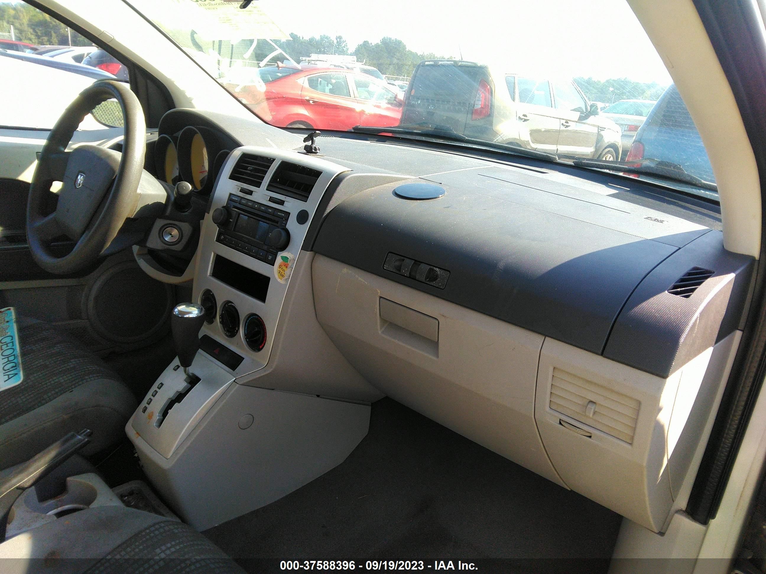 Photo 4 VIN: 1B3HB48B27D114967 - DODGE CALIBER 