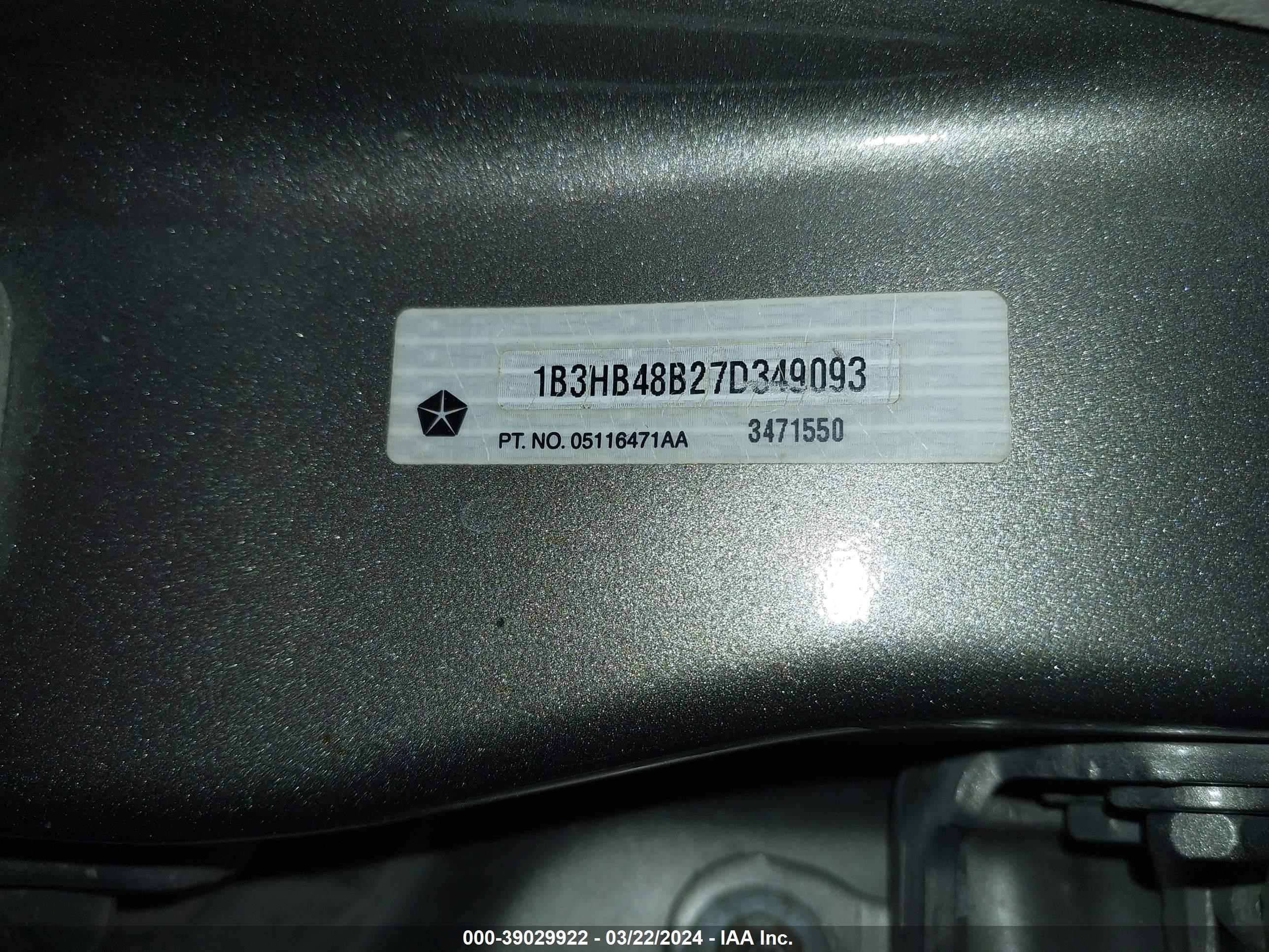 Photo 8 VIN: 1B3HB48B27D349093 - DODGE CALIBER 