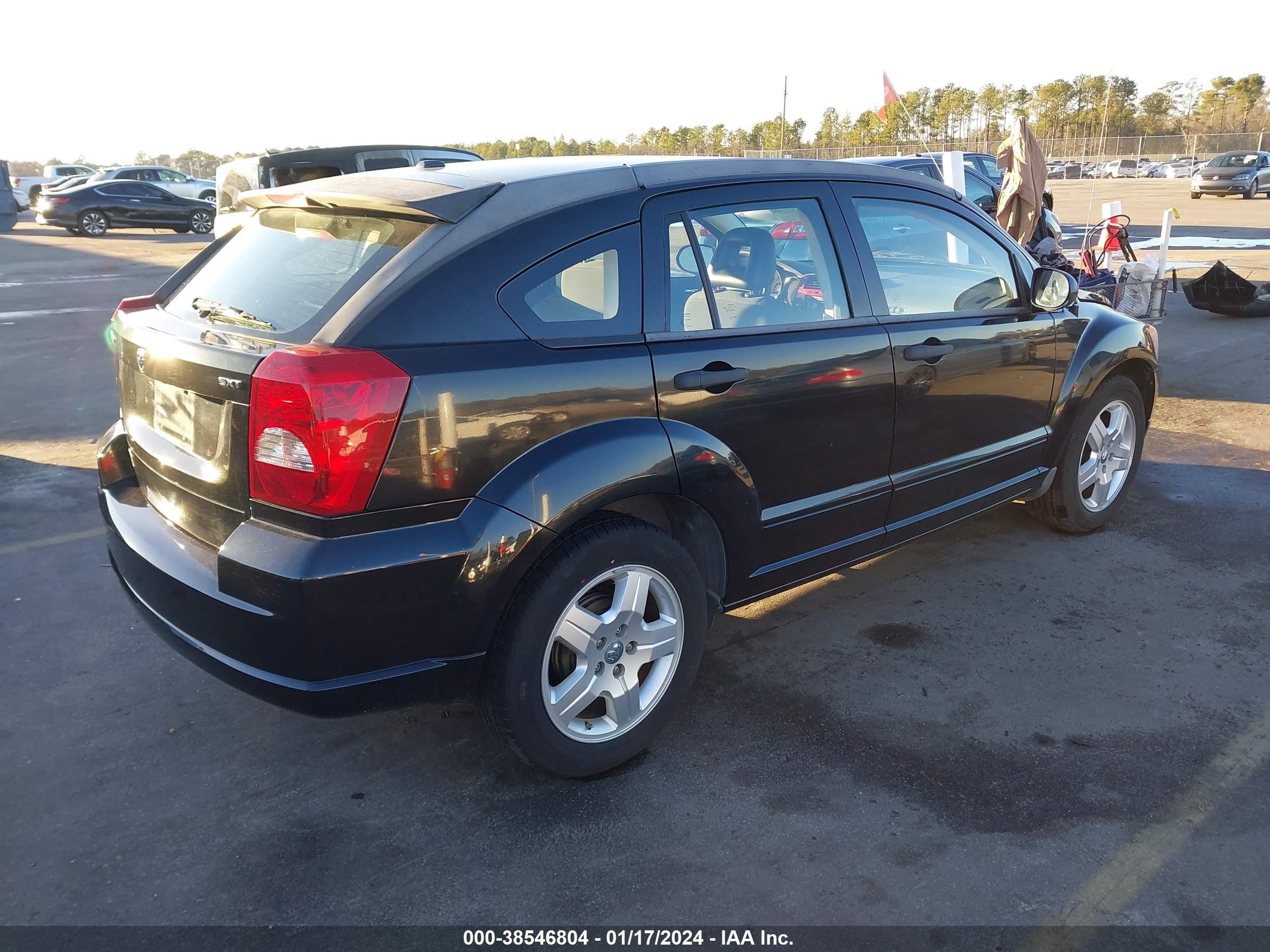 Photo 3 VIN: 1B3HB48B38D797232 - DODGE CALIBER 