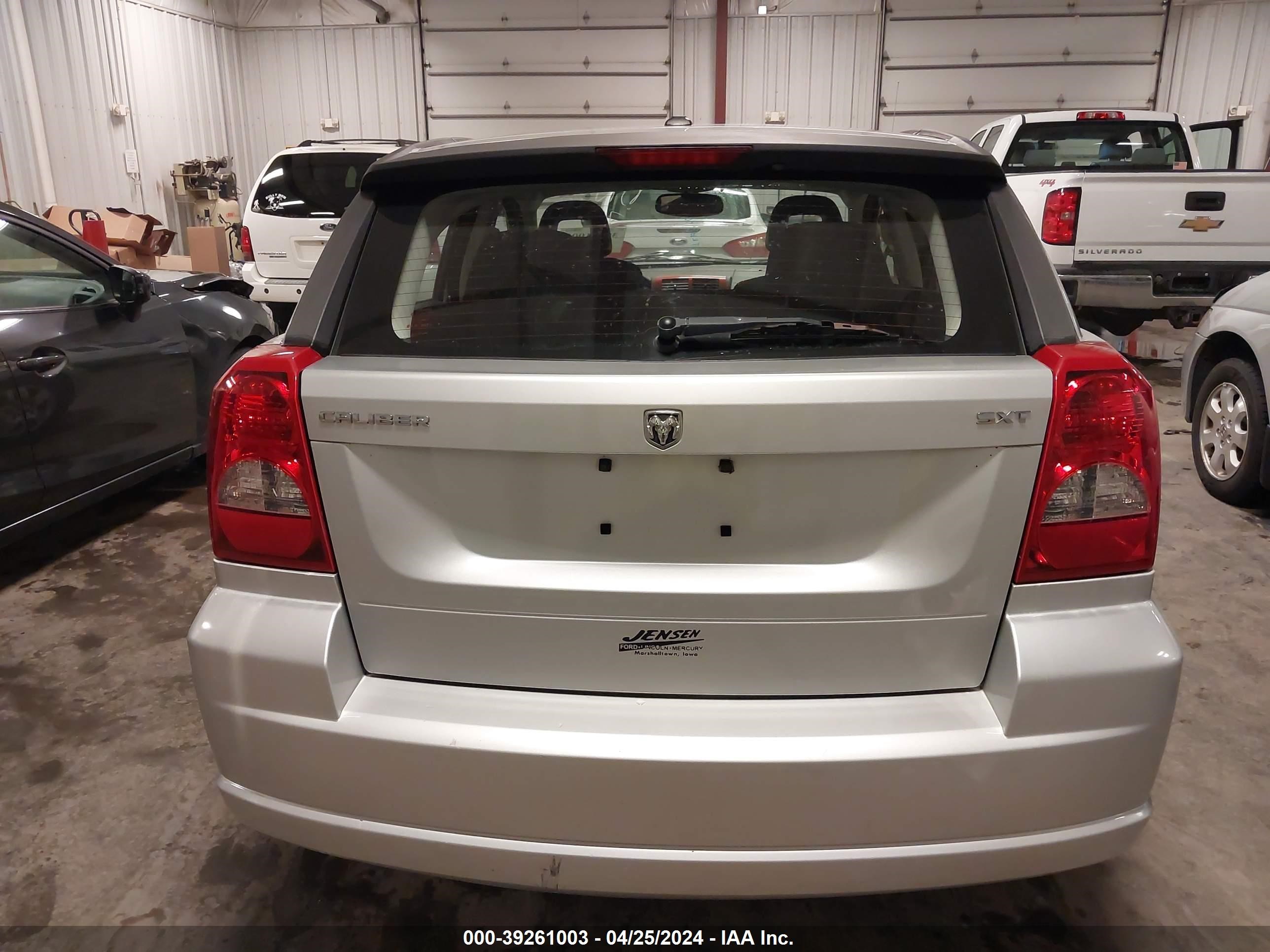 Photo 17 VIN: 1B3HB48B58D587635 - DODGE CALIBER 