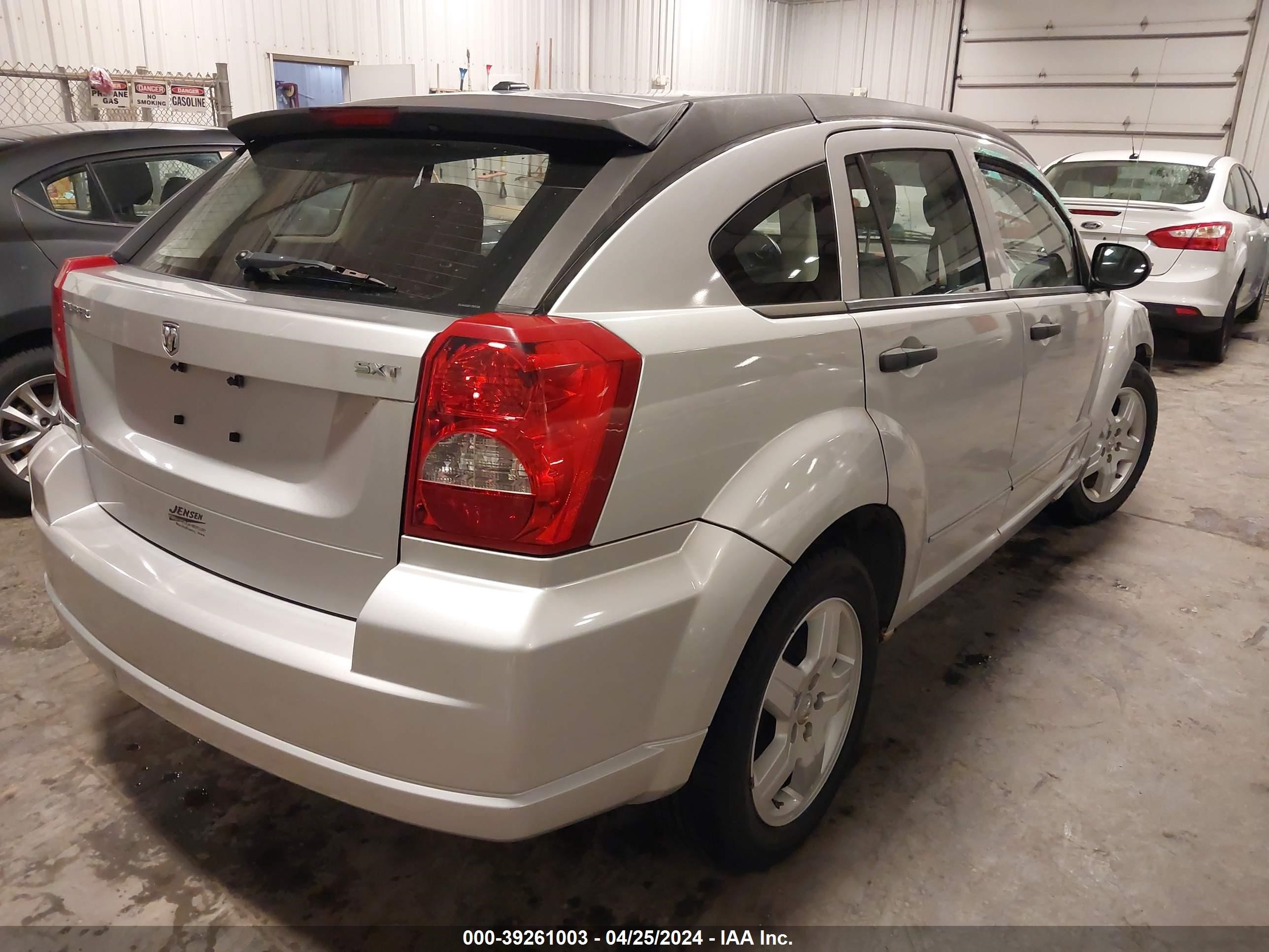 Photo 4 VIN: 1B3HB48B58D587635 - DODGE CALIBER 