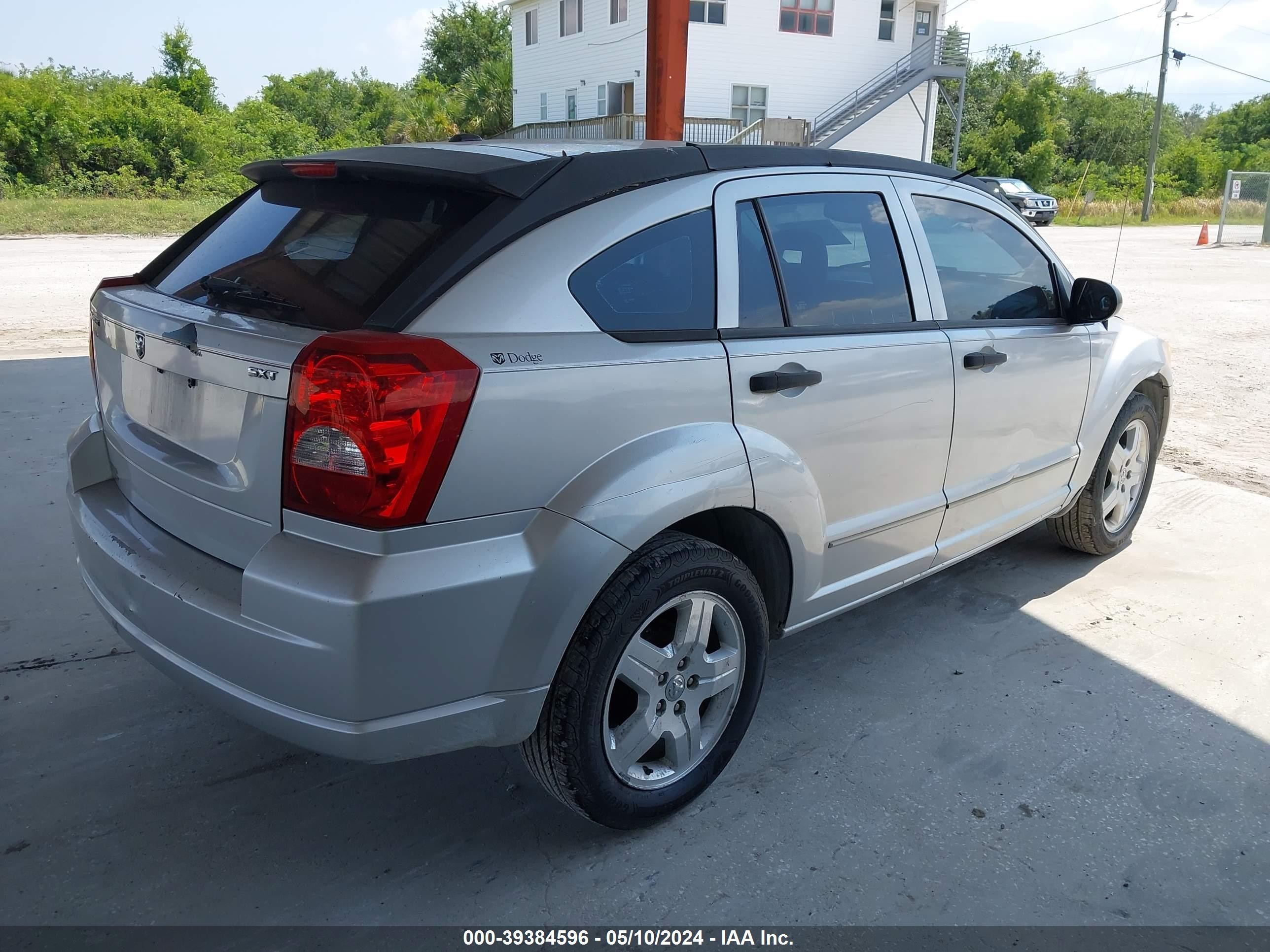 Photo 3 VIN: 1B3HB48B58D733001 - DODGE CALIBER 