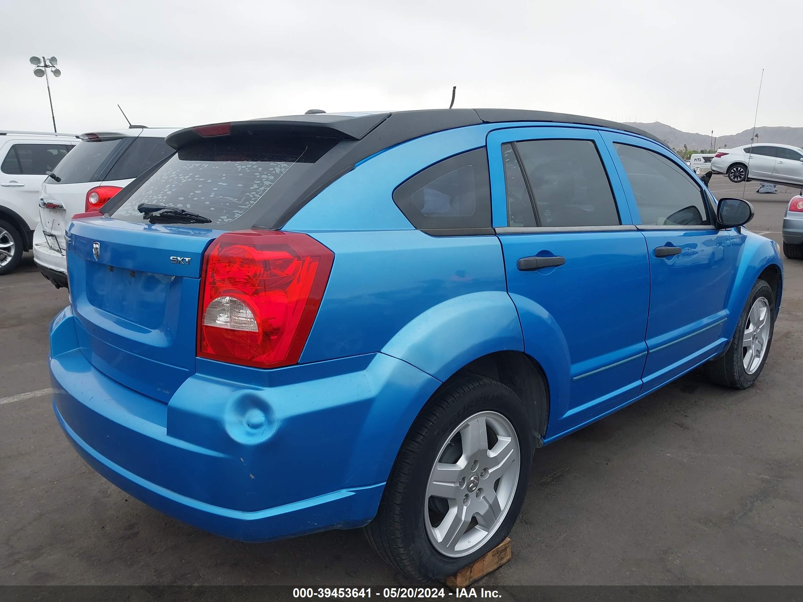 Photo 3 VIN: 1B3HB48B58D794588 - DODGE CALIBER 