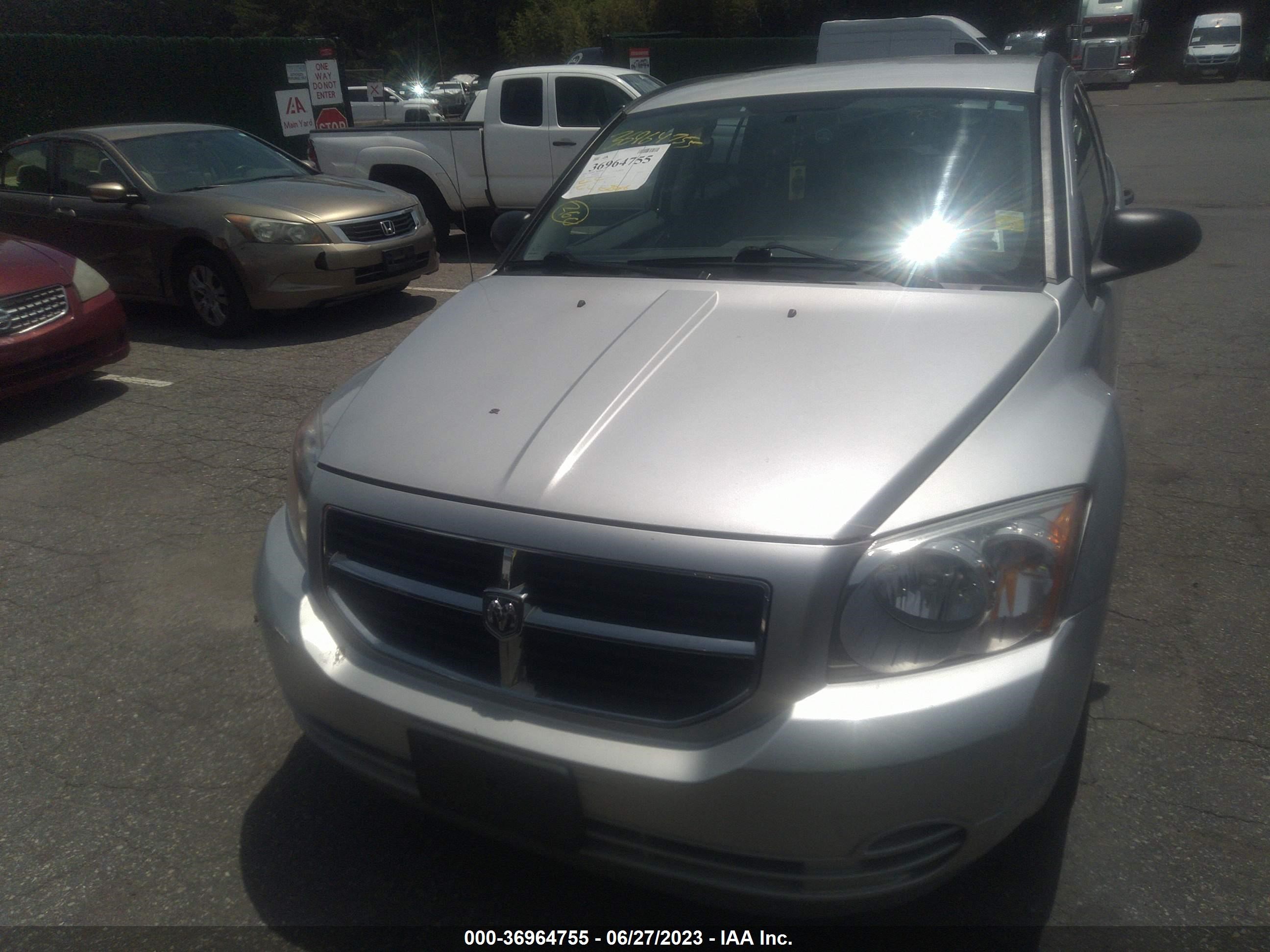 Photo 5 VIN: 1B3HB48B68D795359 - DODGE CALIBER 