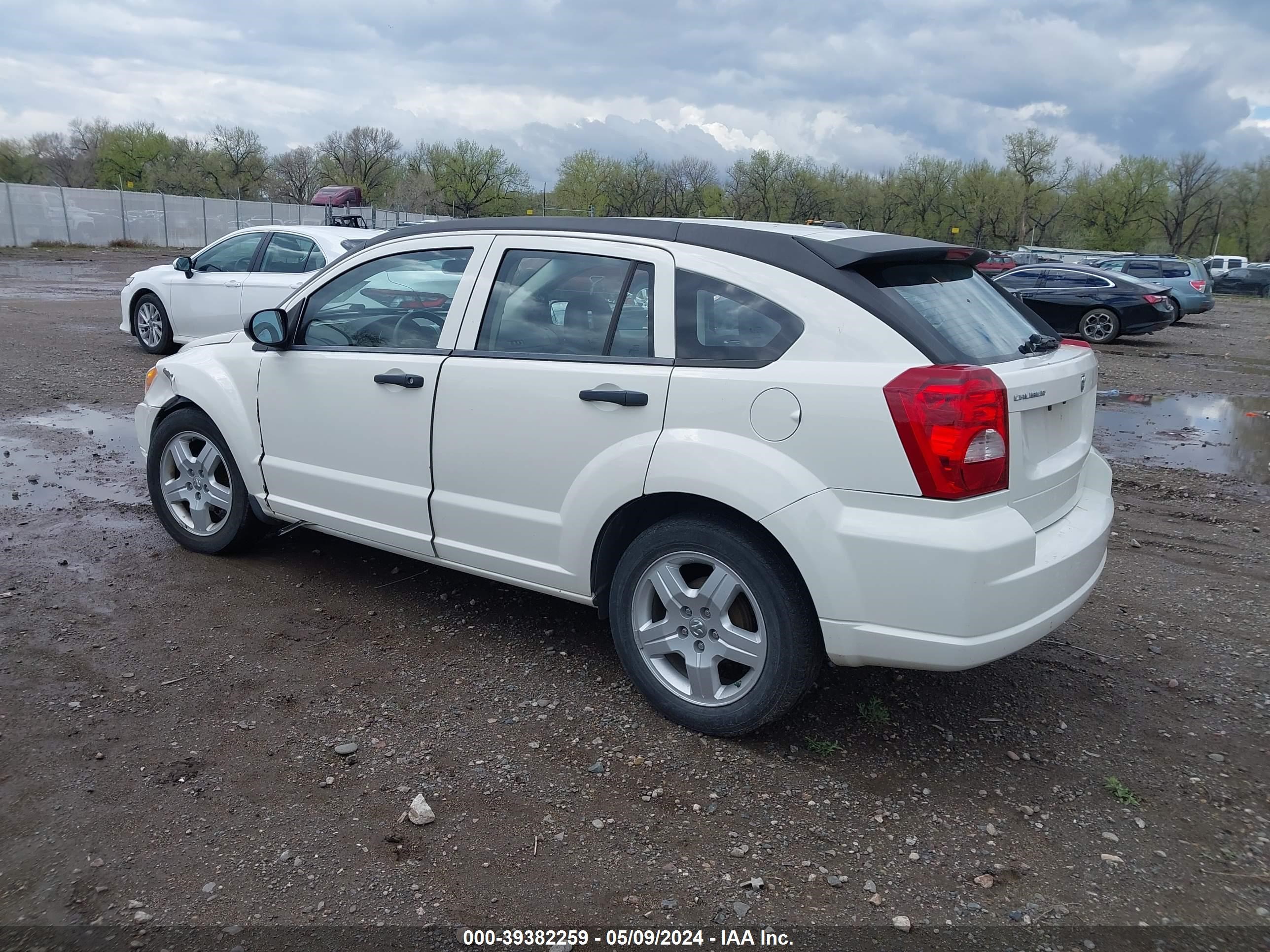 Photo 2 VIN: 1B3HB48B88D578847 - DODGE CALIBER 