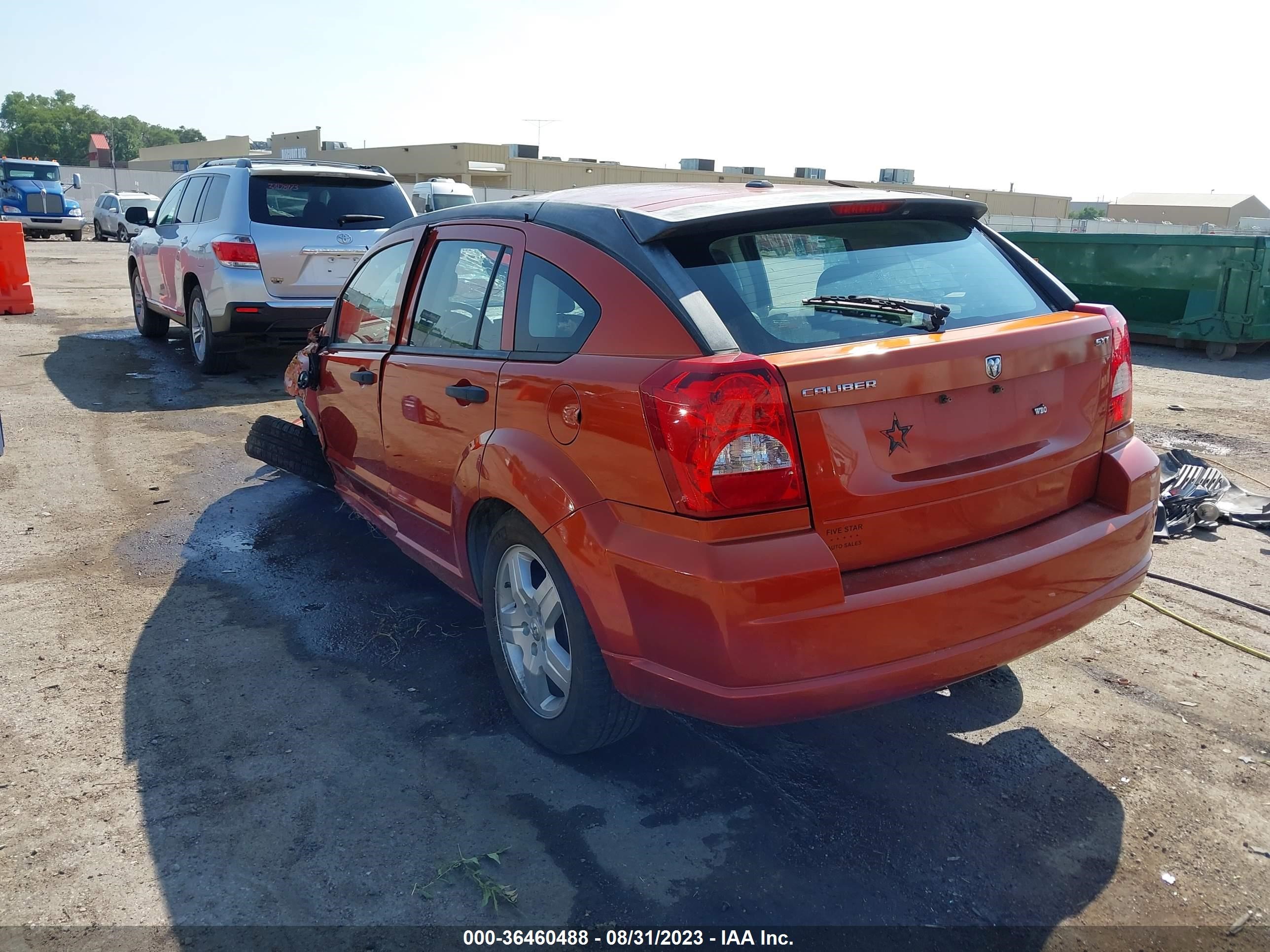 Photo 2 VIN: 1B3HB48BX8D503695 - DODGE CALIBER 