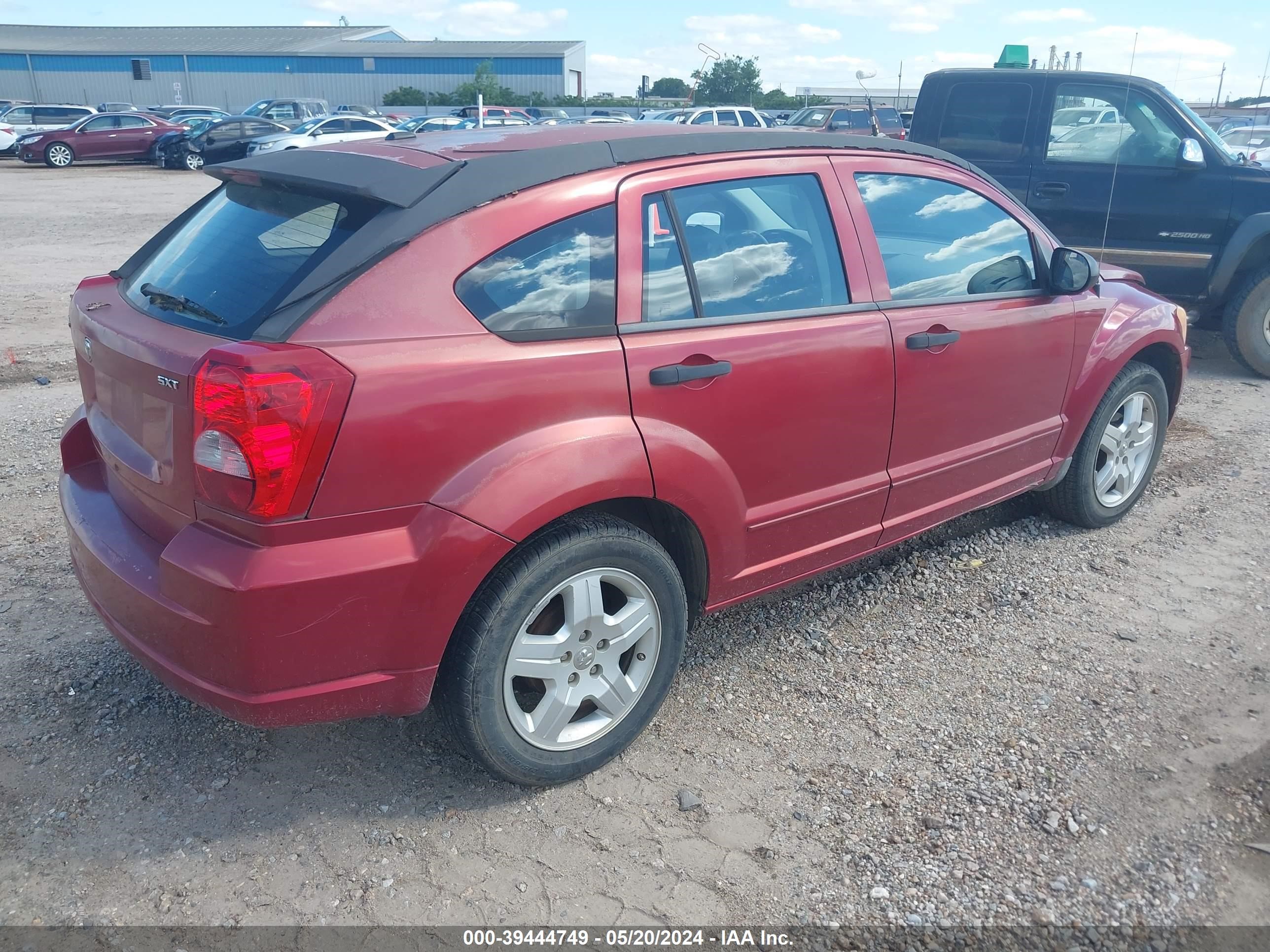 Photo 3 VIN: 1B3HB48BX8D584245 - DODGE CALIBER 