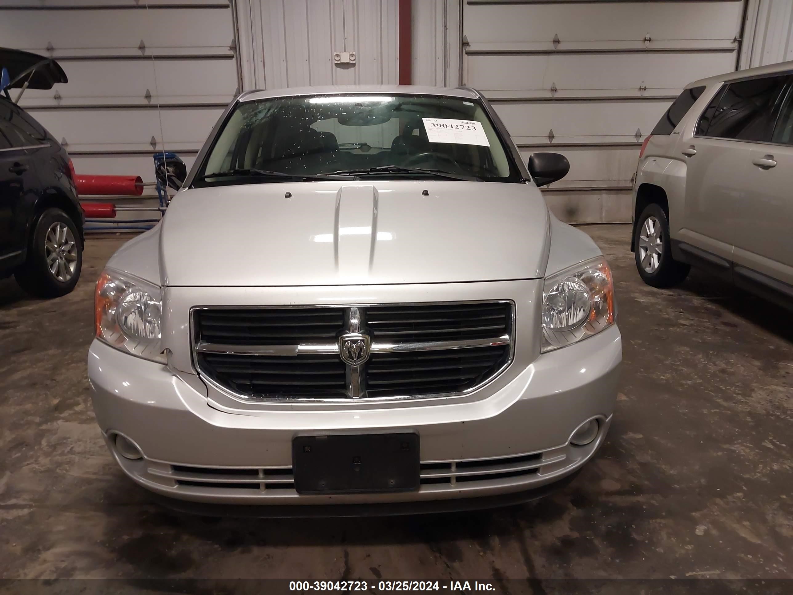 Photo 12 VIN: 1B3HE78K18D617447 - DODGE CALIBER 