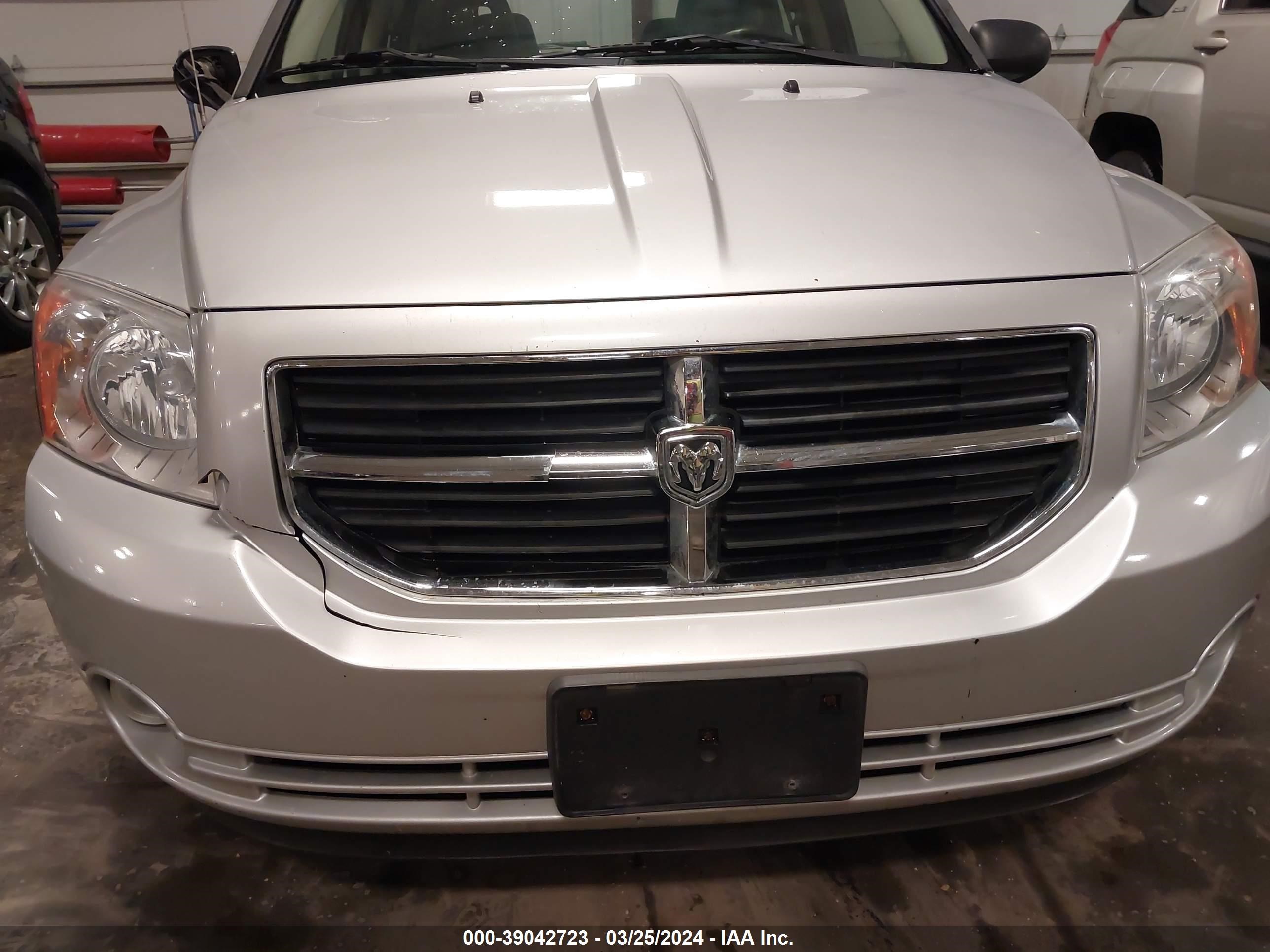 Photo 5 VIN: 1B3HE78K18D617447 - DODGE CALIBER 