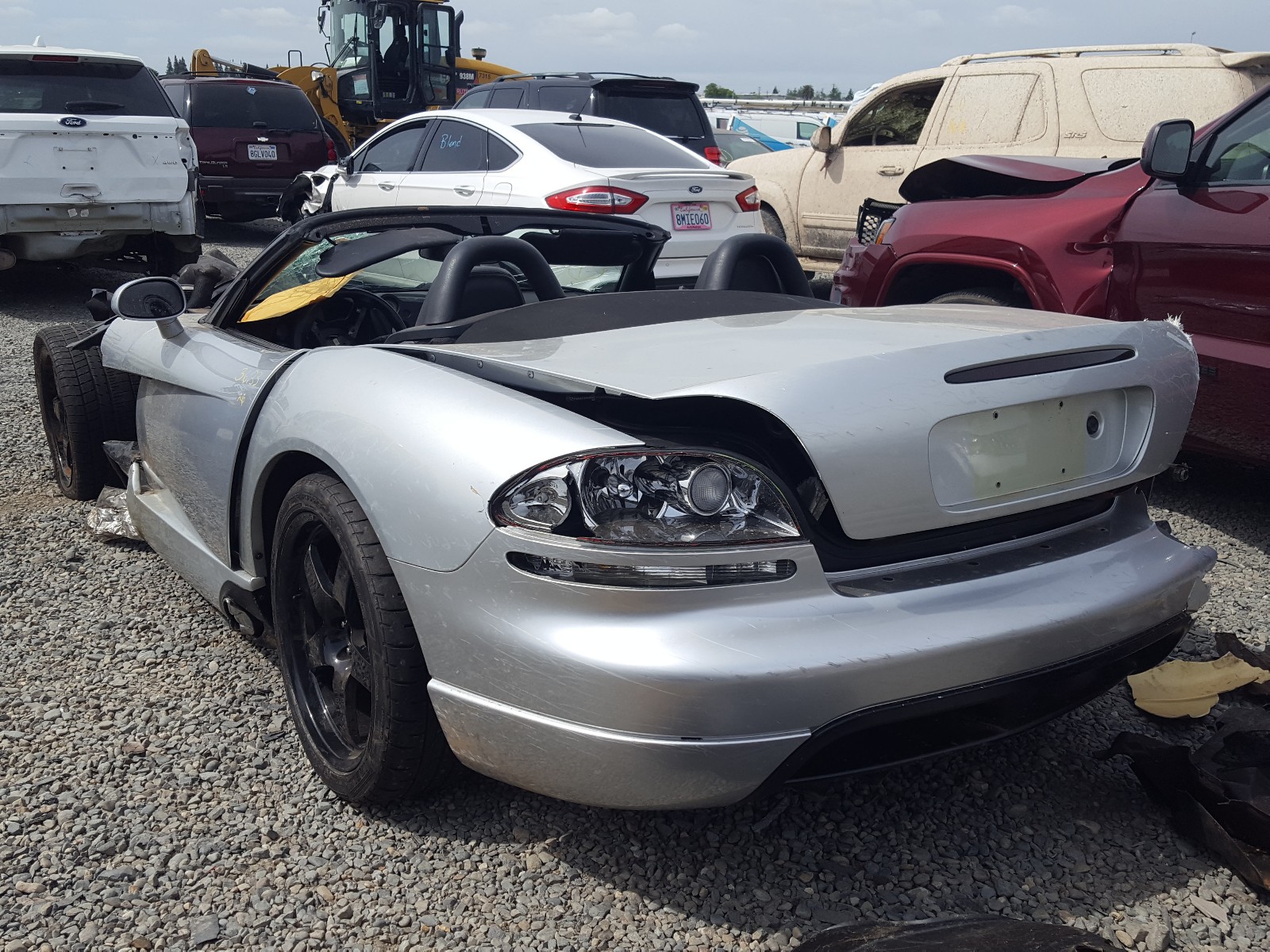 Photo 2 VIN: 1B3JR65Z33V500411 - DODGE VIPER 