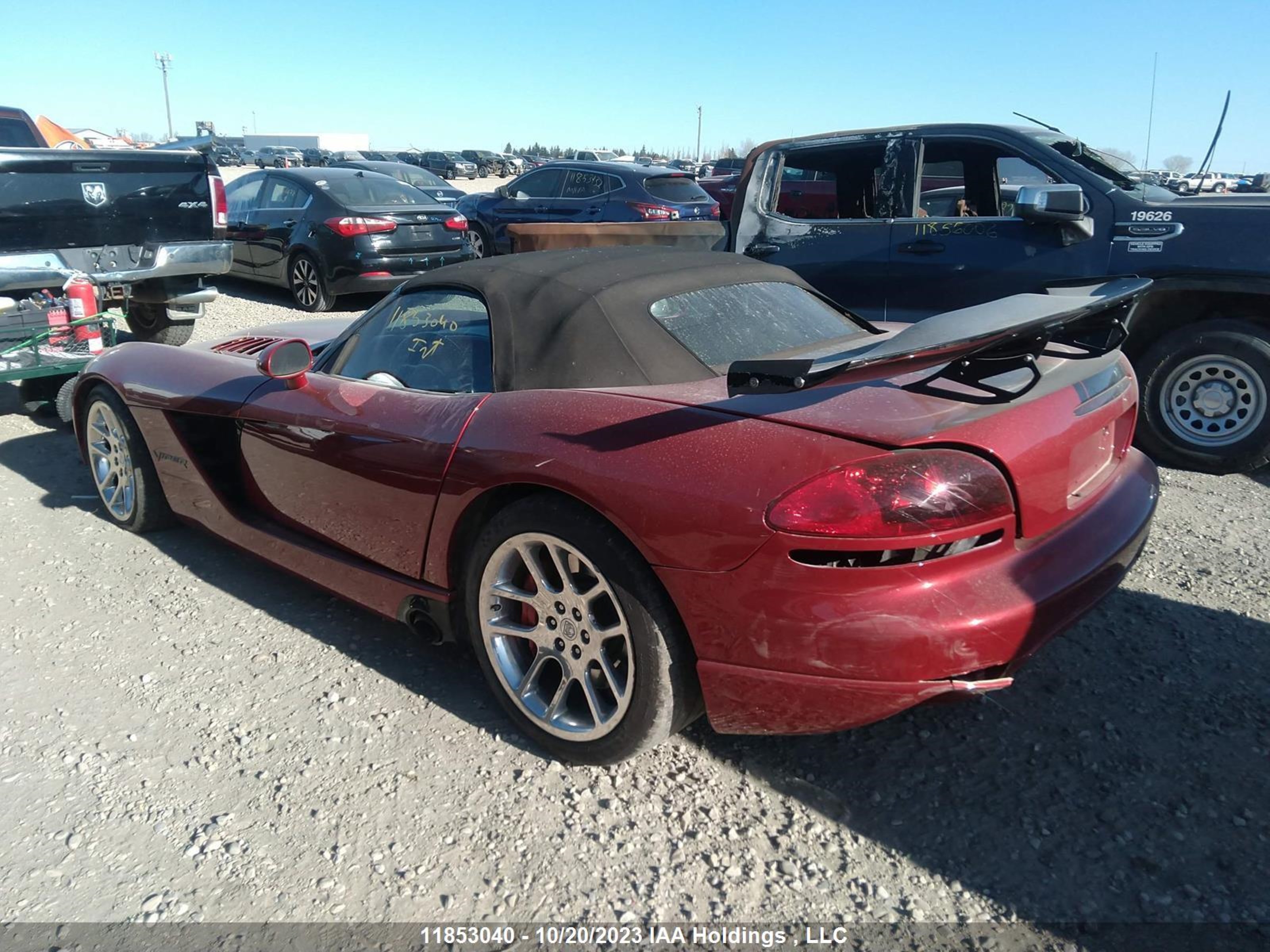 Photo 2 VIN: 1B3JR65Z53V500443 - DODGE VIPER 