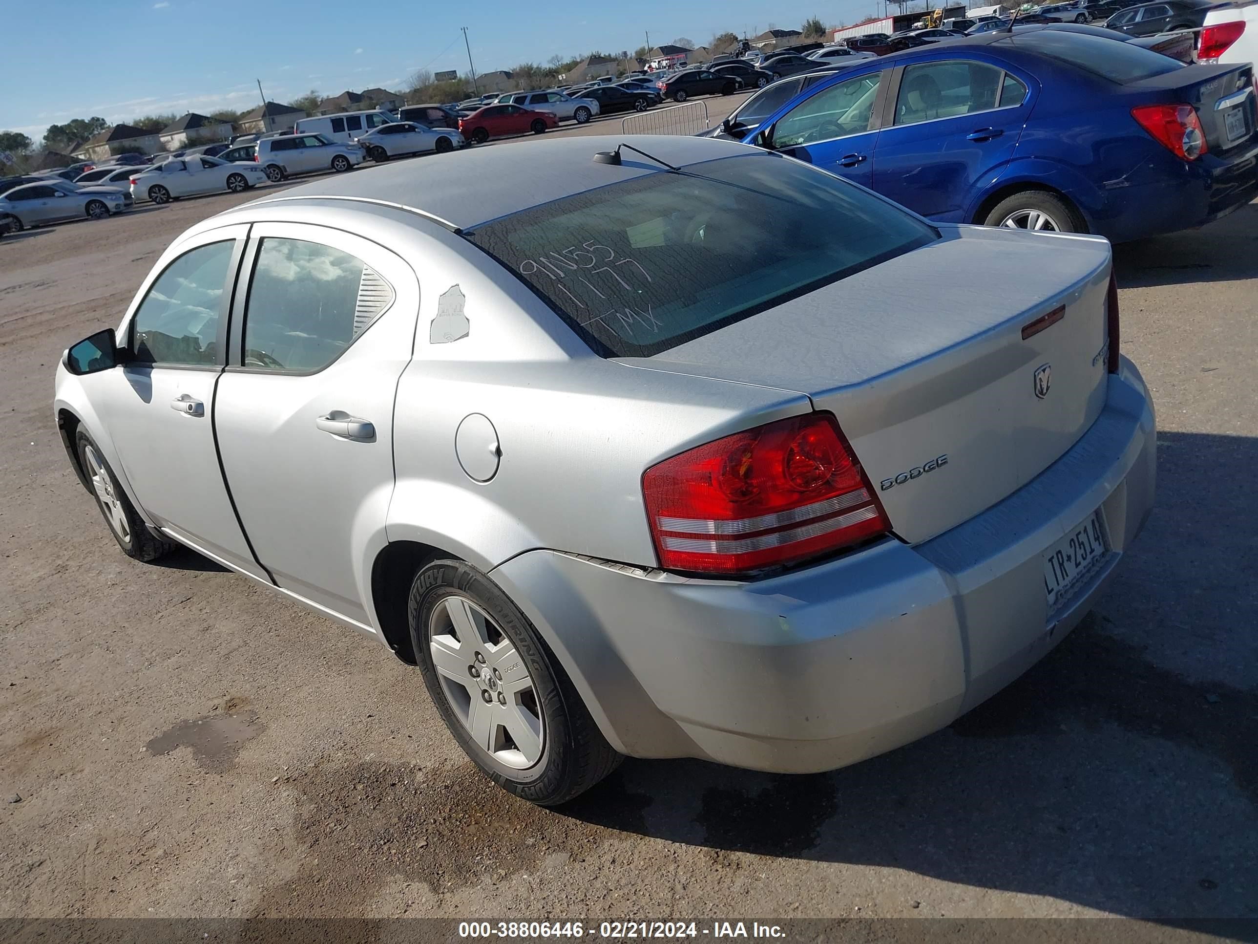 Photo 2 VIN: 1B3LC46B09N551177 - DODGE AVENGER 