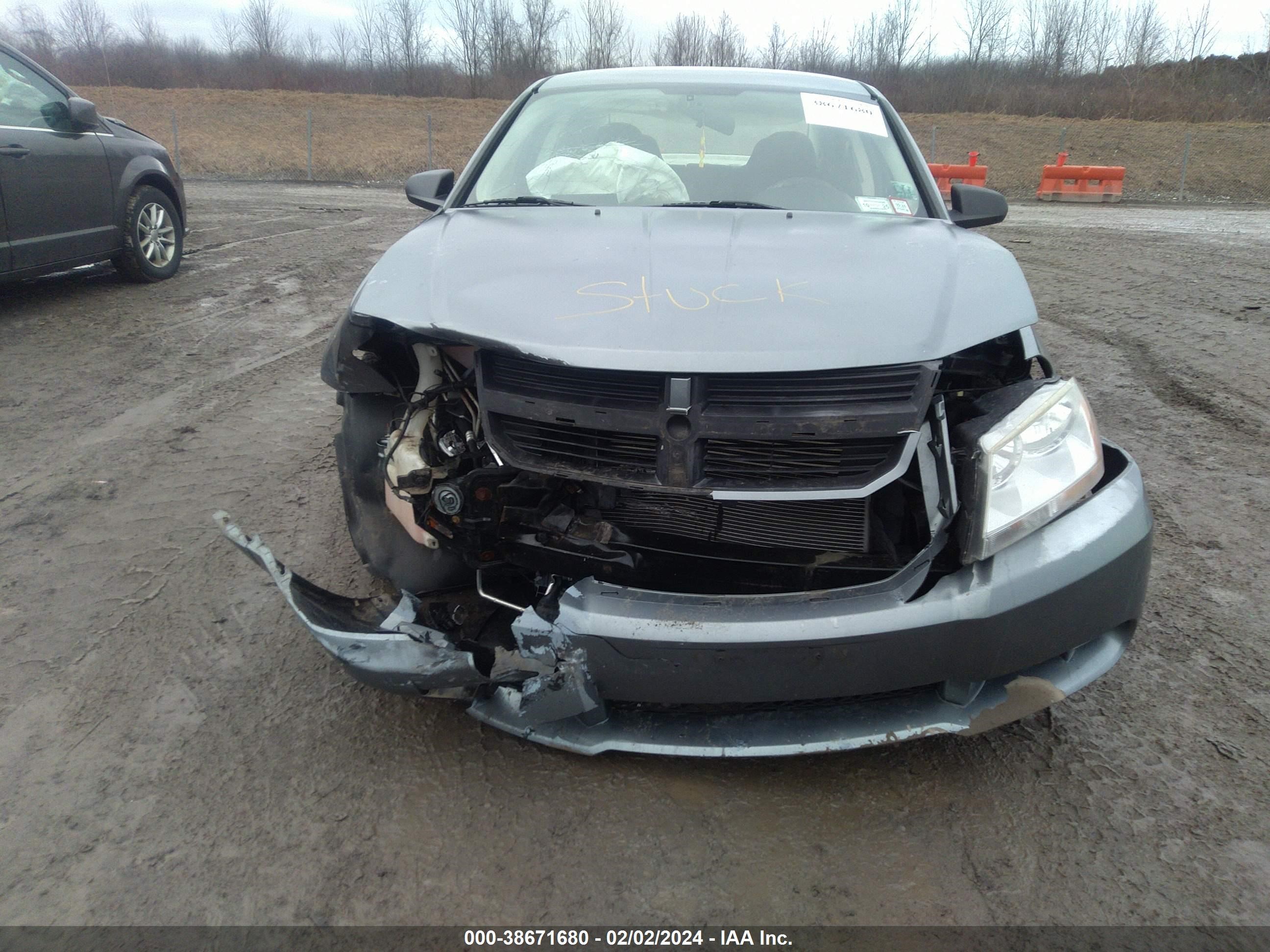 Photo 5 VIN: 1B3LC46B19N506555 - DODGE AVENGER 