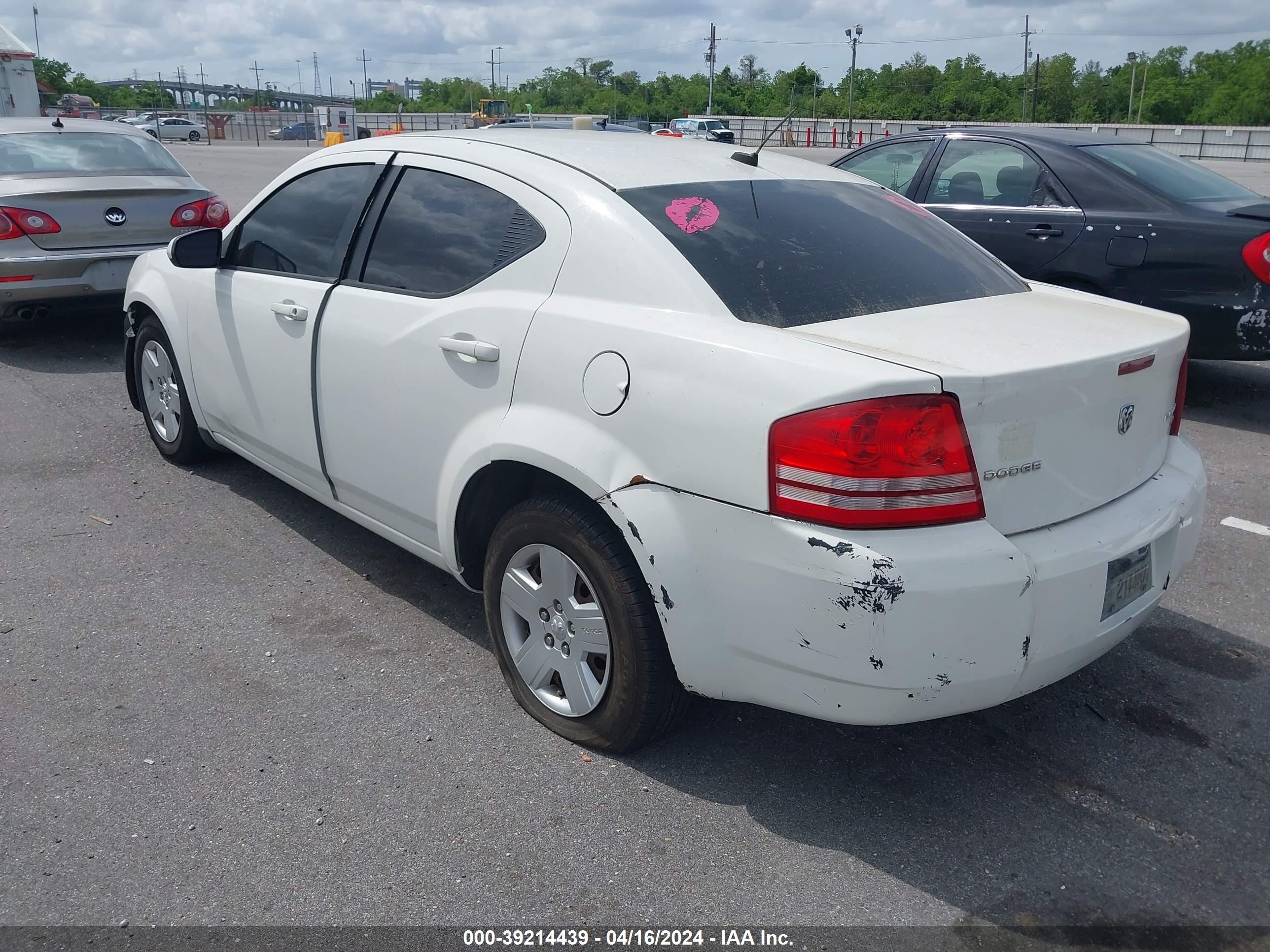 Photo 2 VIN: 1B3LC46B29N556770 - DODGE AVENGER 