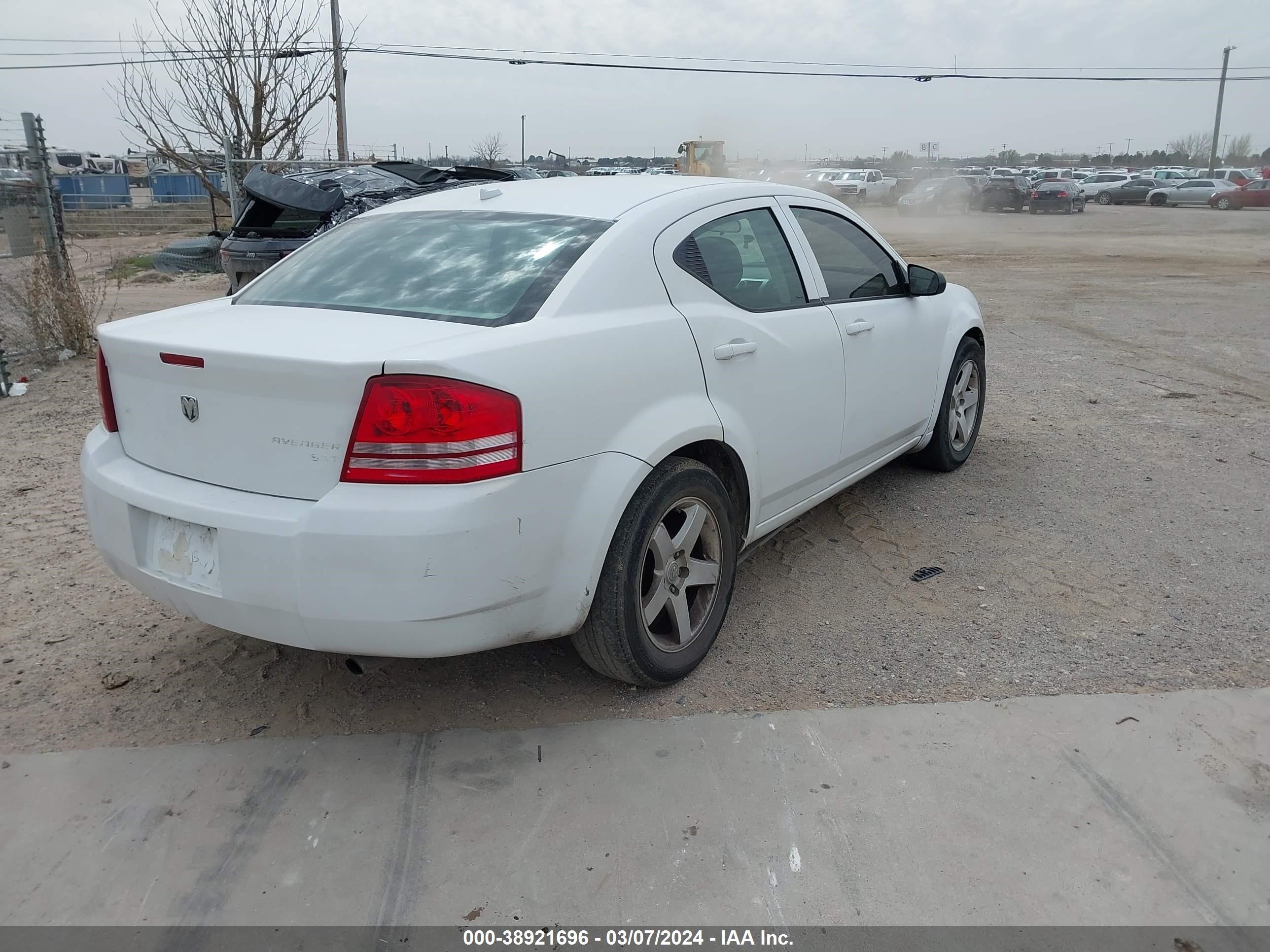 Photo 3 VIN: 1B3LC46B39N550167 - DODGE AVENGER 