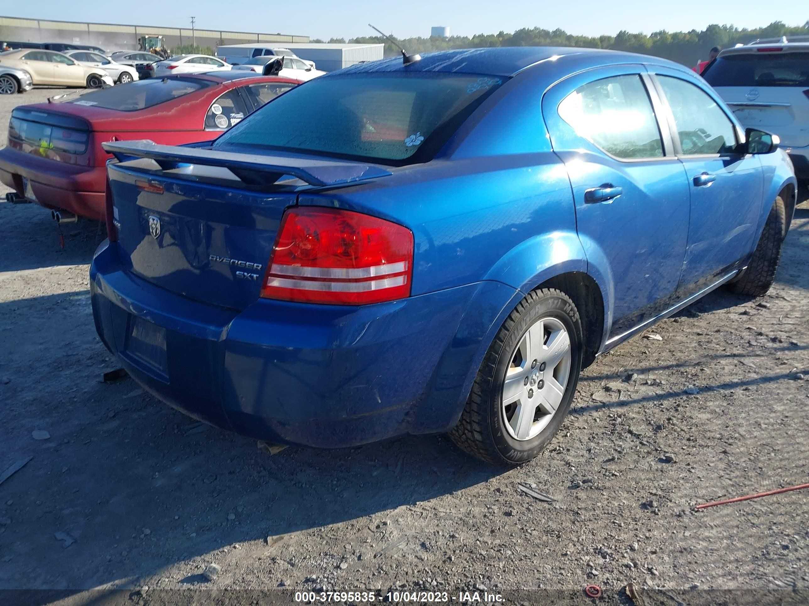 Photo 3 VIN: 1B3LC46B69N554813 - DODGE AVENGER 