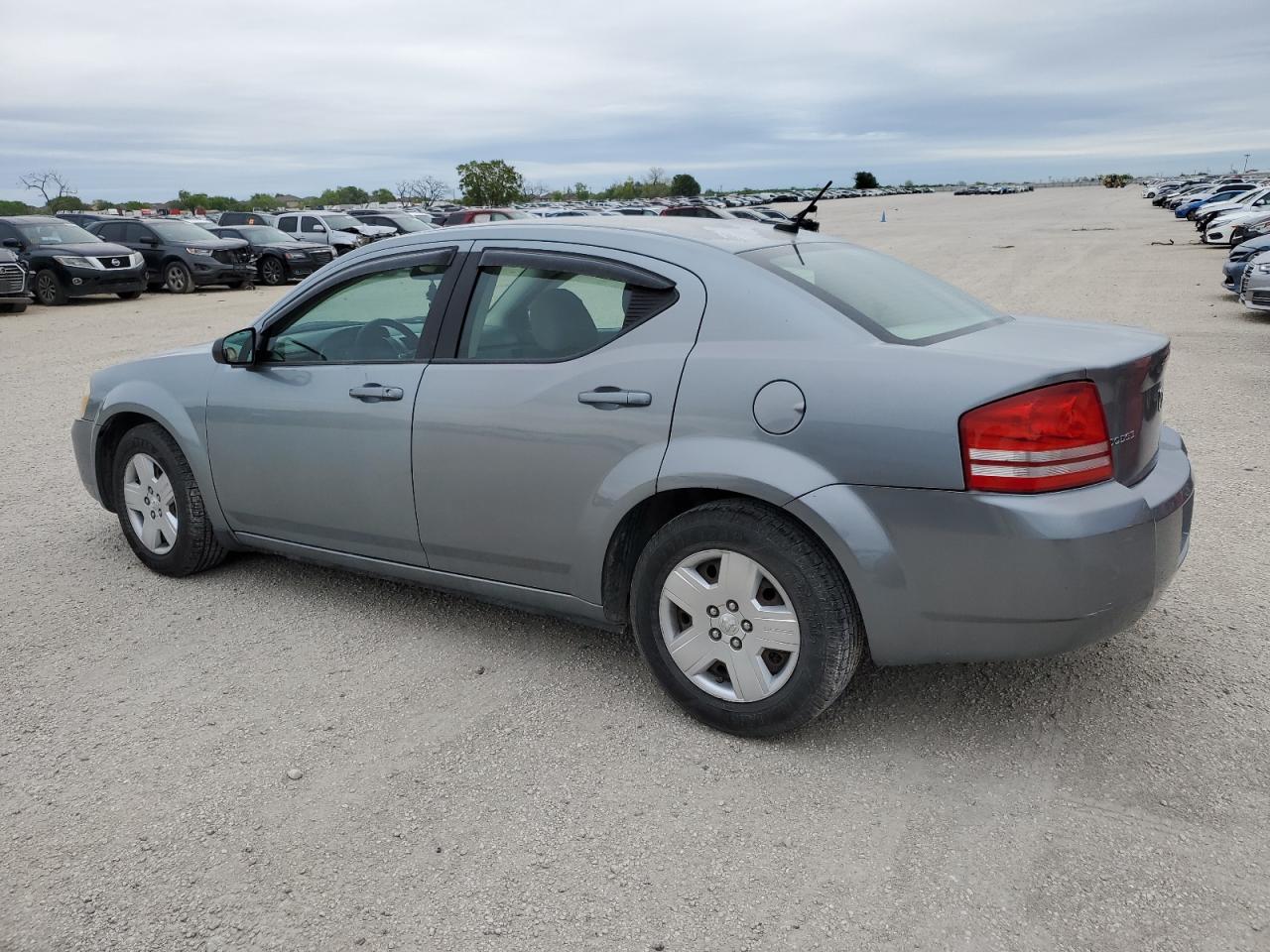 Photo 1 VIN: 1B3LC46B79N563570 - DODGE AVENGER 