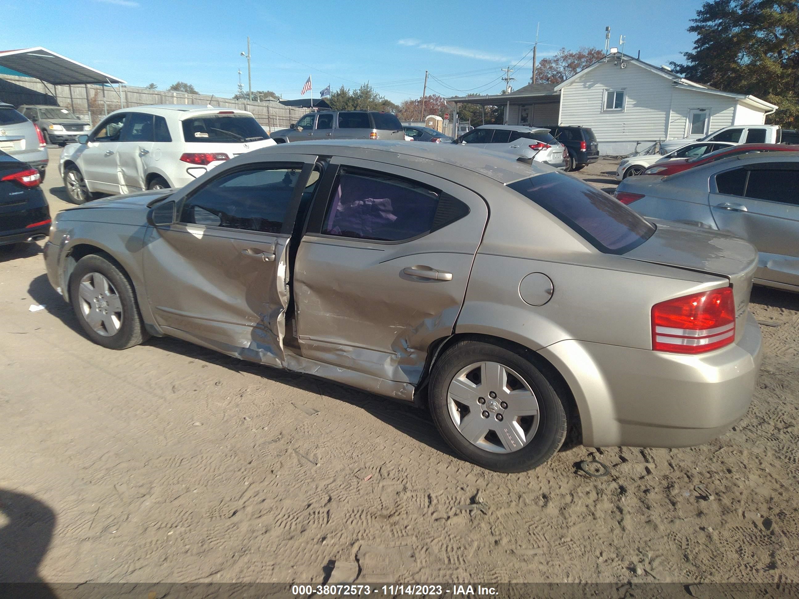 Photo 2 VIN: 1B3LC46B89N538001 - DODGE AVENGER 