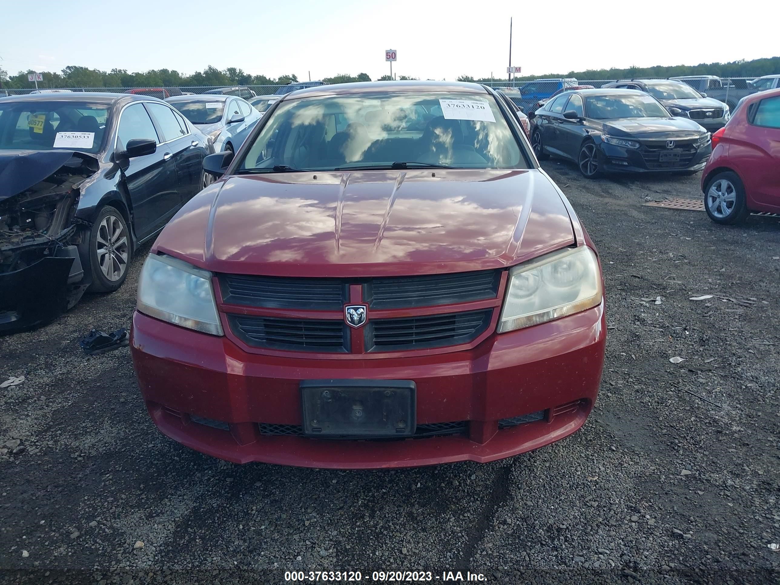 Photo 11 VIN: 1B3LC46J08N272981 - DODGE AVENGER 