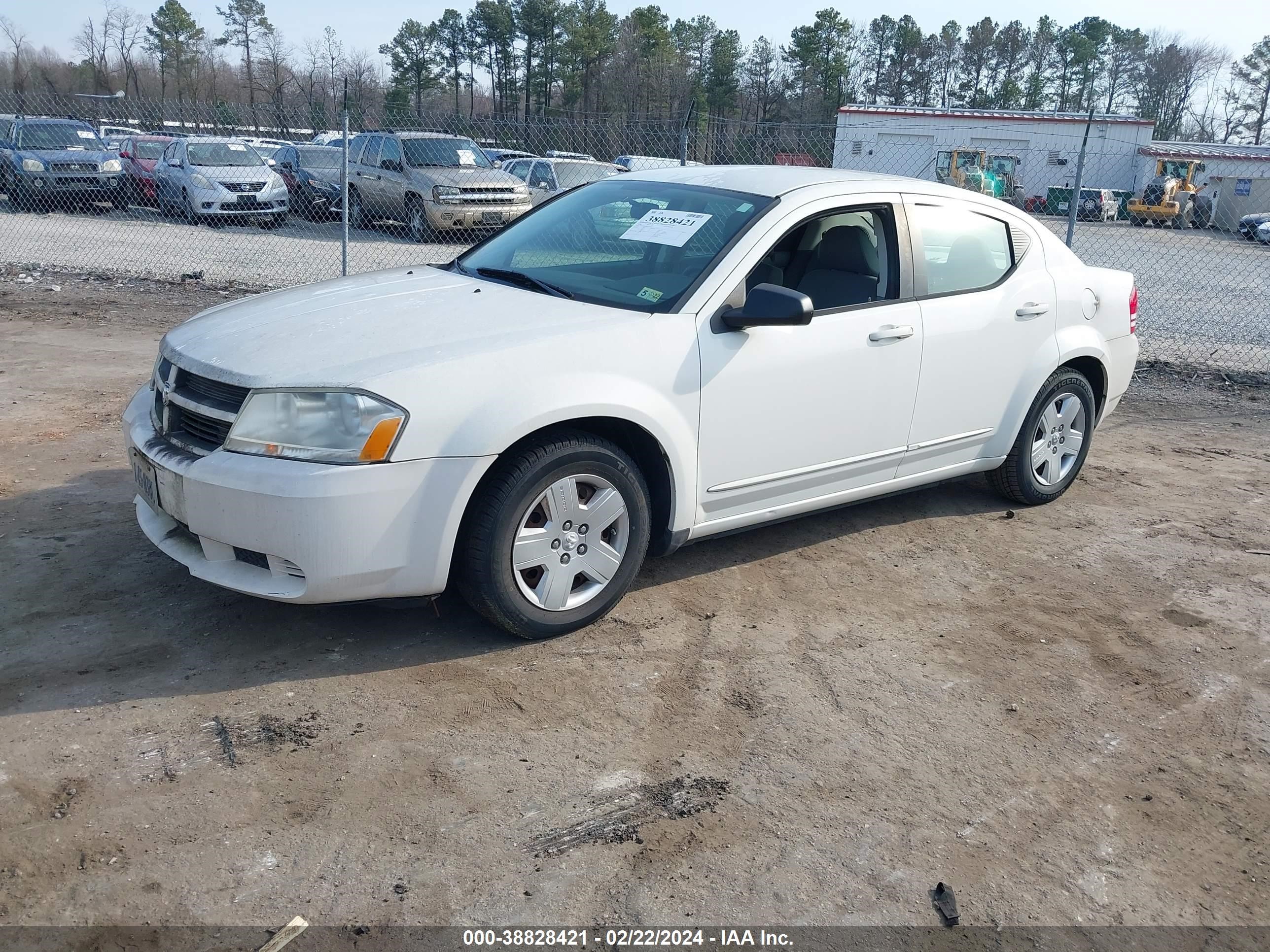 Photo 1 VIN: 1B3LC46J18N252755 - DODGE AVENGER 