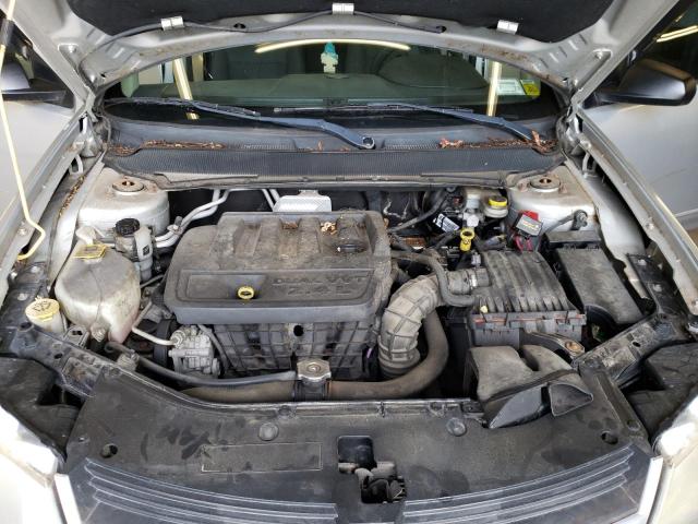 Photo 10 VIN: 1B3LC46J28N183820 - DODGE AVENGER SE 