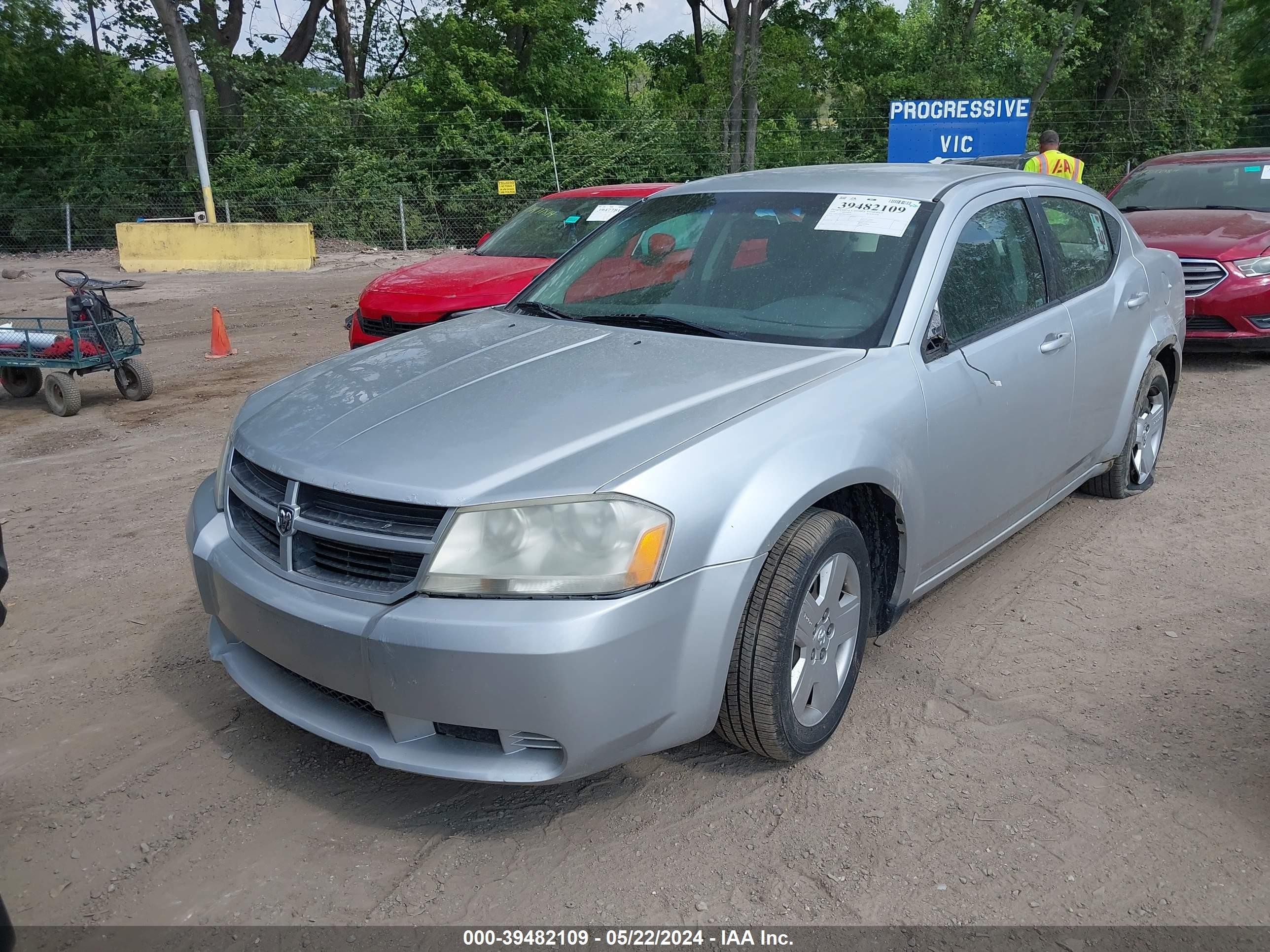 Photo 1 VIN: 1B3LC46K28N106079 - DODGE AVENGER 