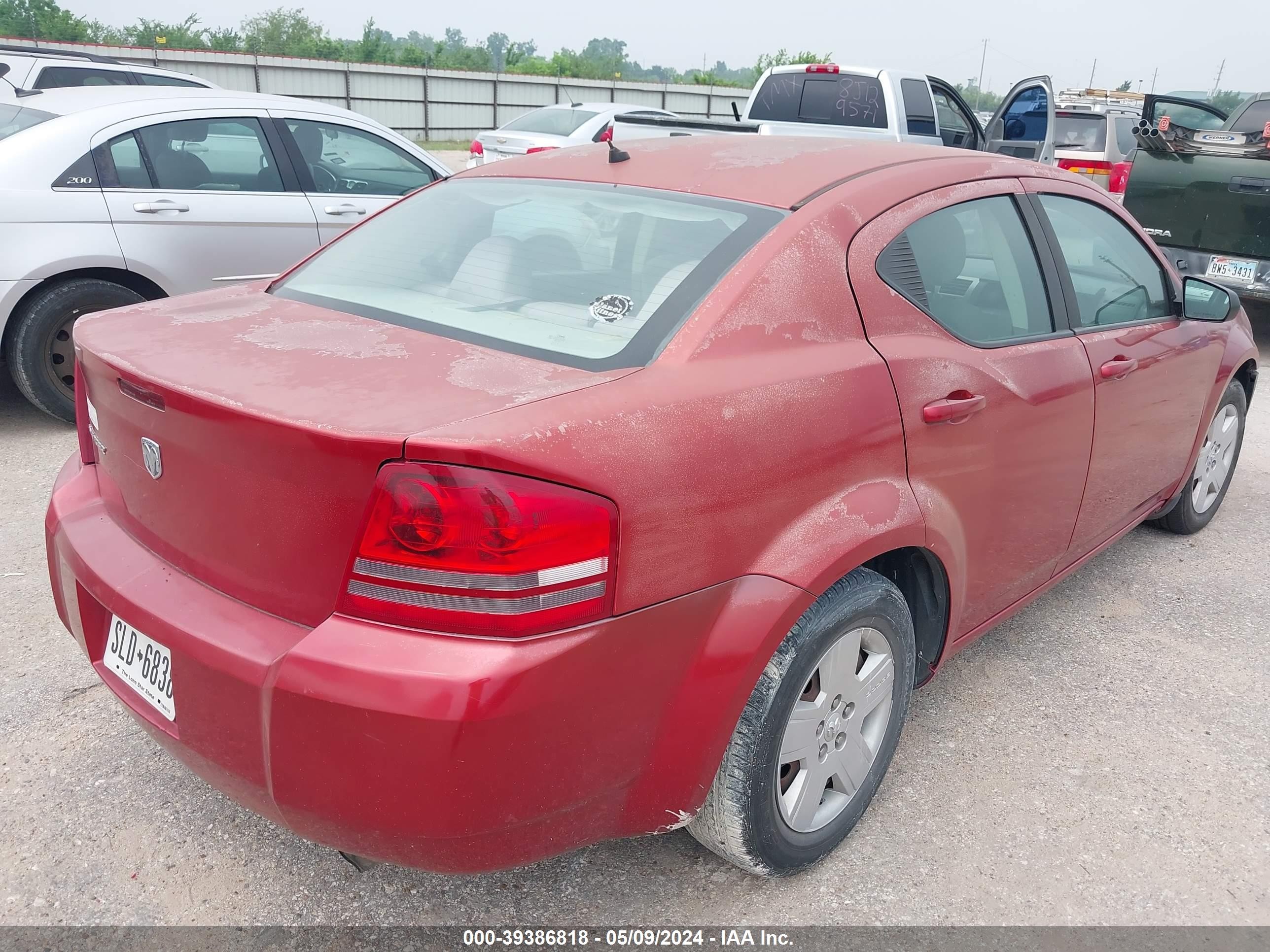 Photo 3 VIN: 1B3LC46K28N613466 - DODGE AVENGER 