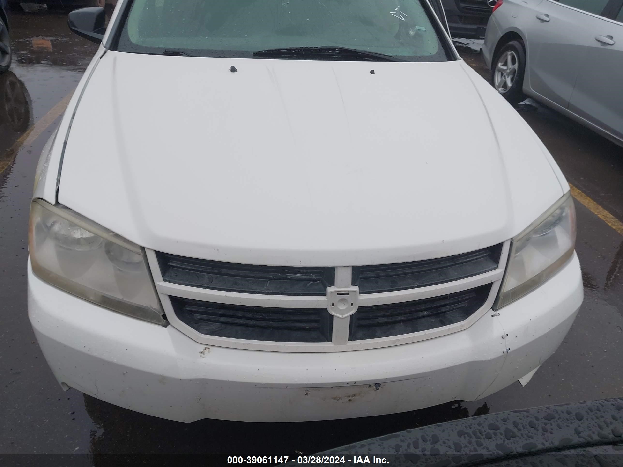 Photo 11 VIN: 1B3LC46K28N650369 - DODGE AVENGER 