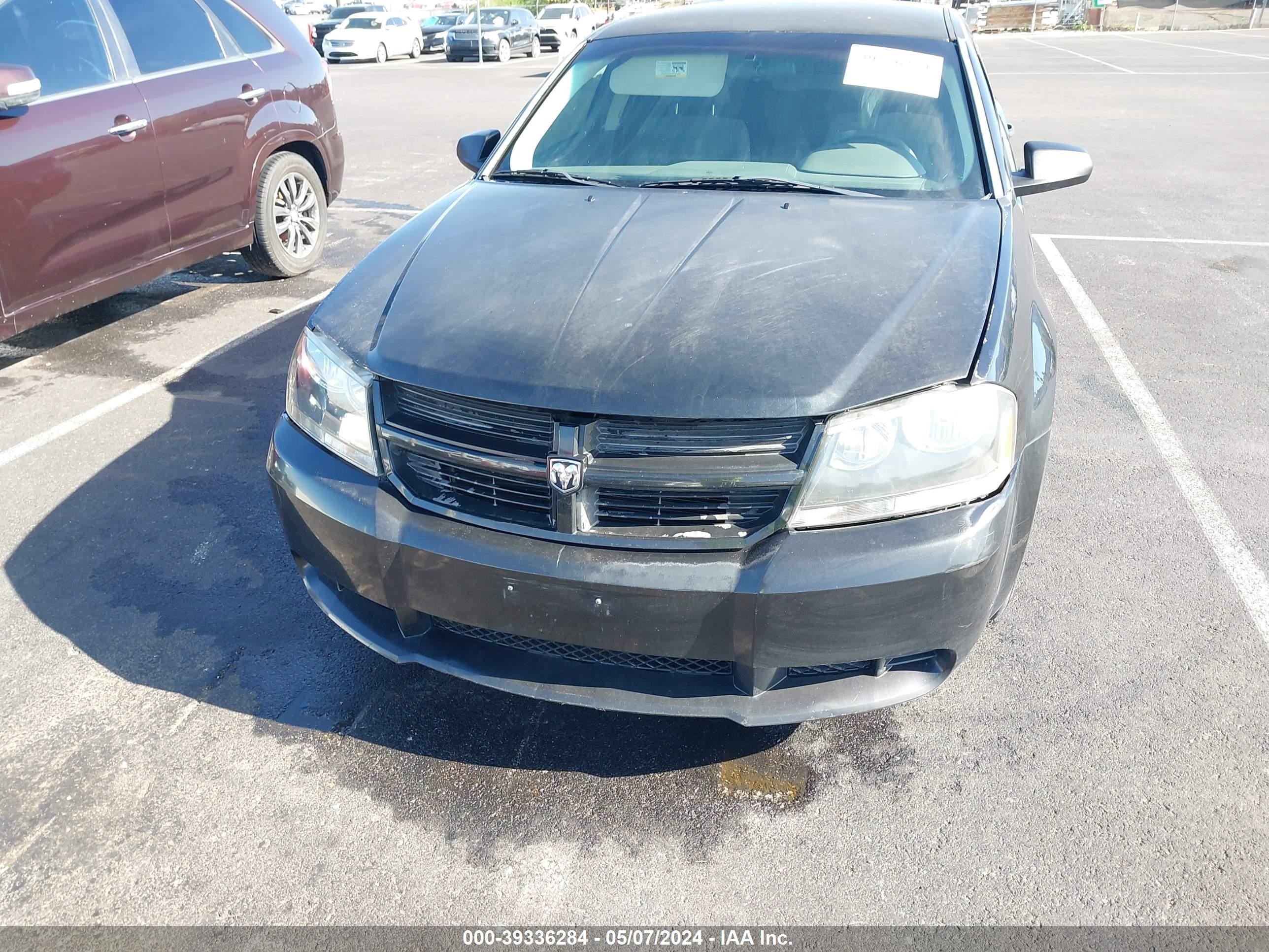 Photo 5 VIN: 1B3LC46K28N688989 - DODGE AVENGER 