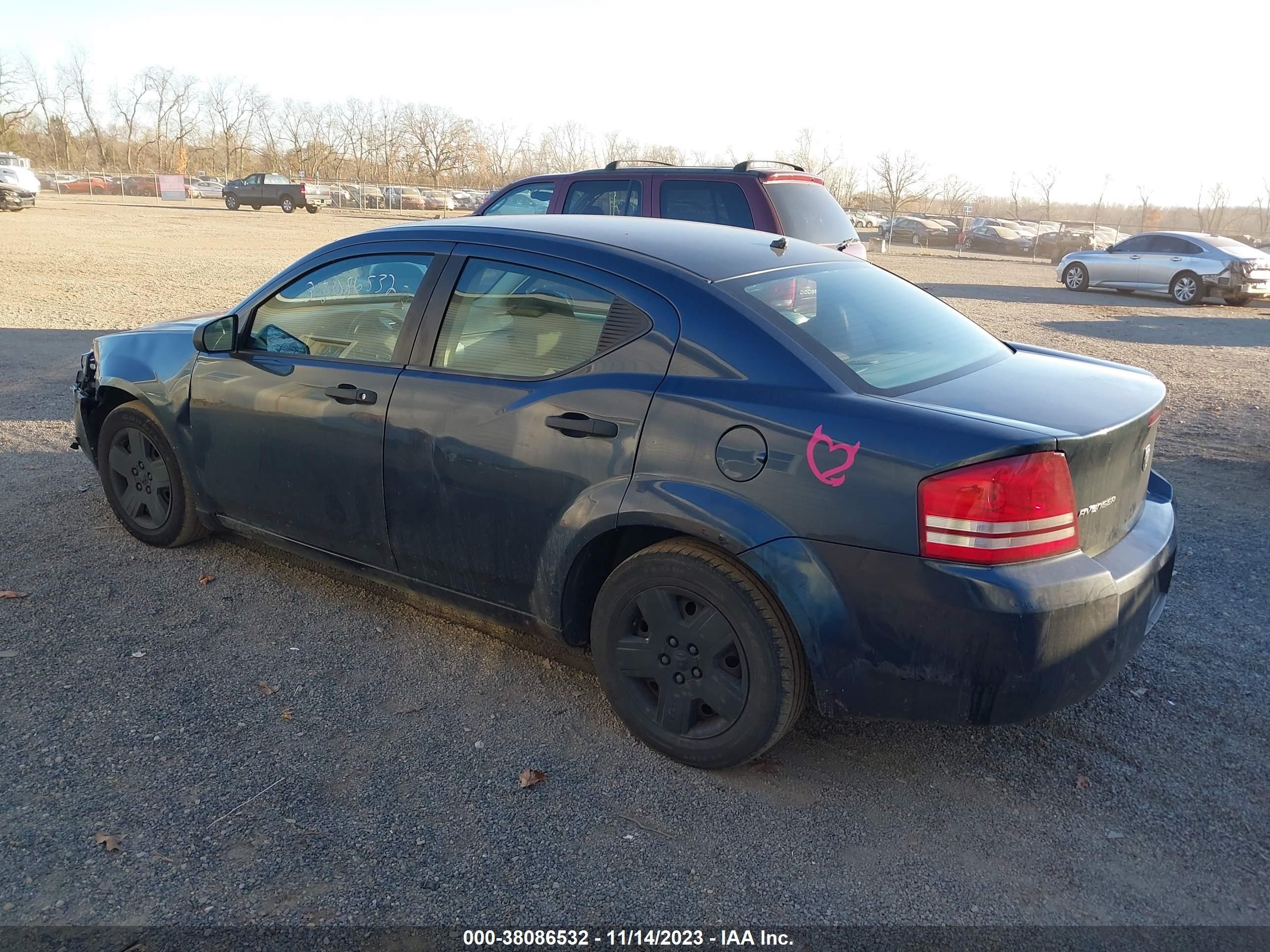 Photo 2 VIN: 1B3LC46K98N596696 - DODGE AVENGER 