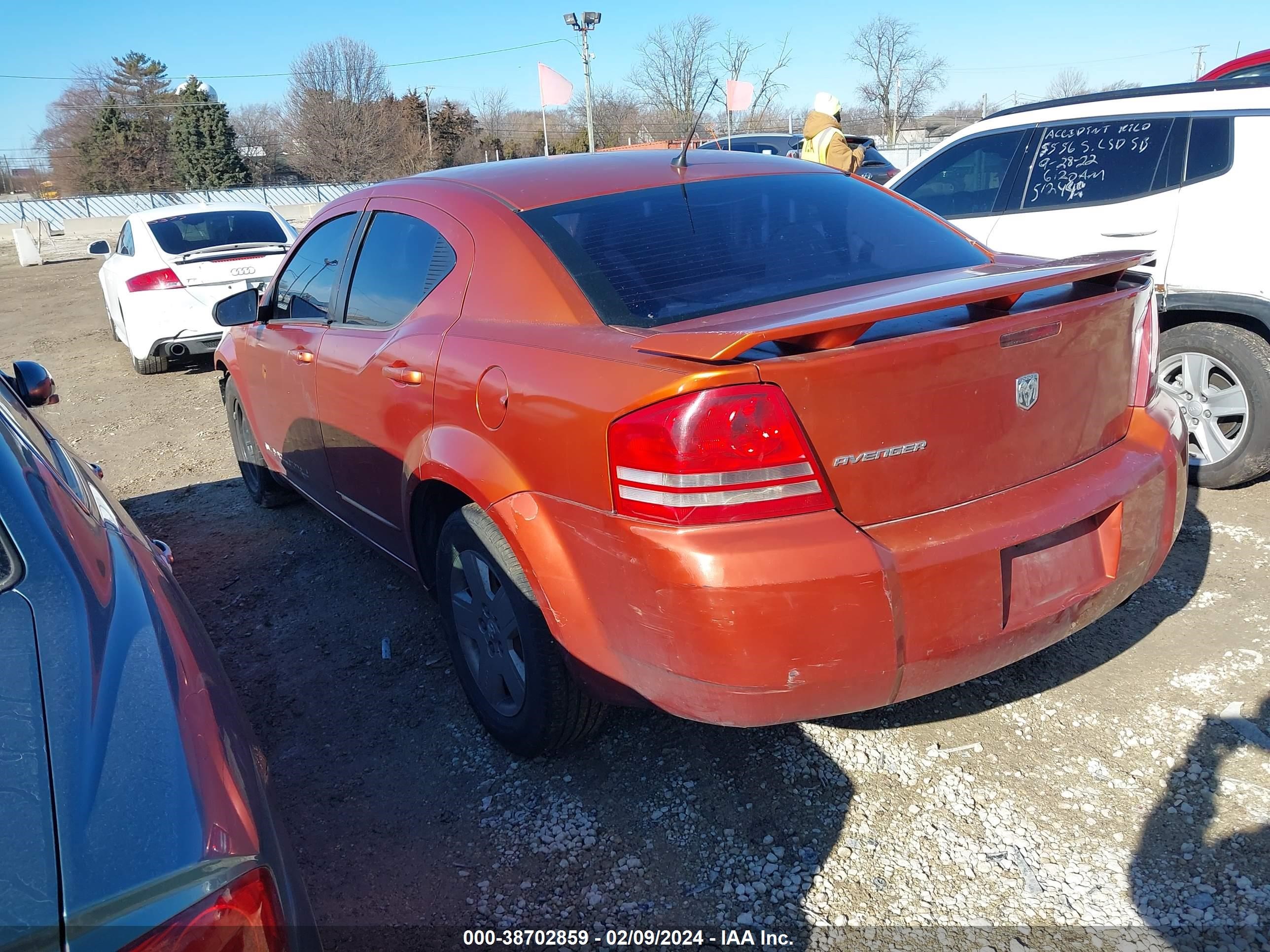 Photo 2 VIN: 1B3LC46K98N611701 - DODGE AVENGER 