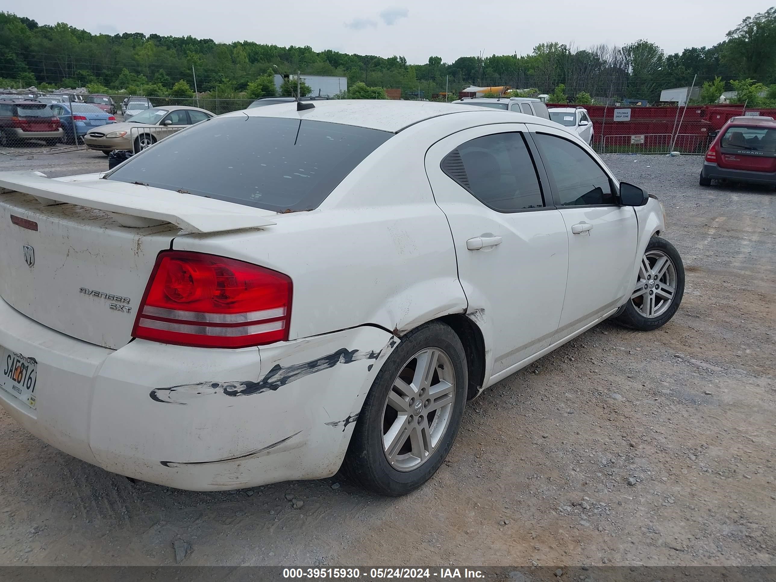 Photo 3 VIN: 1B3LC56B39N519121 - DODGE AVENGER 