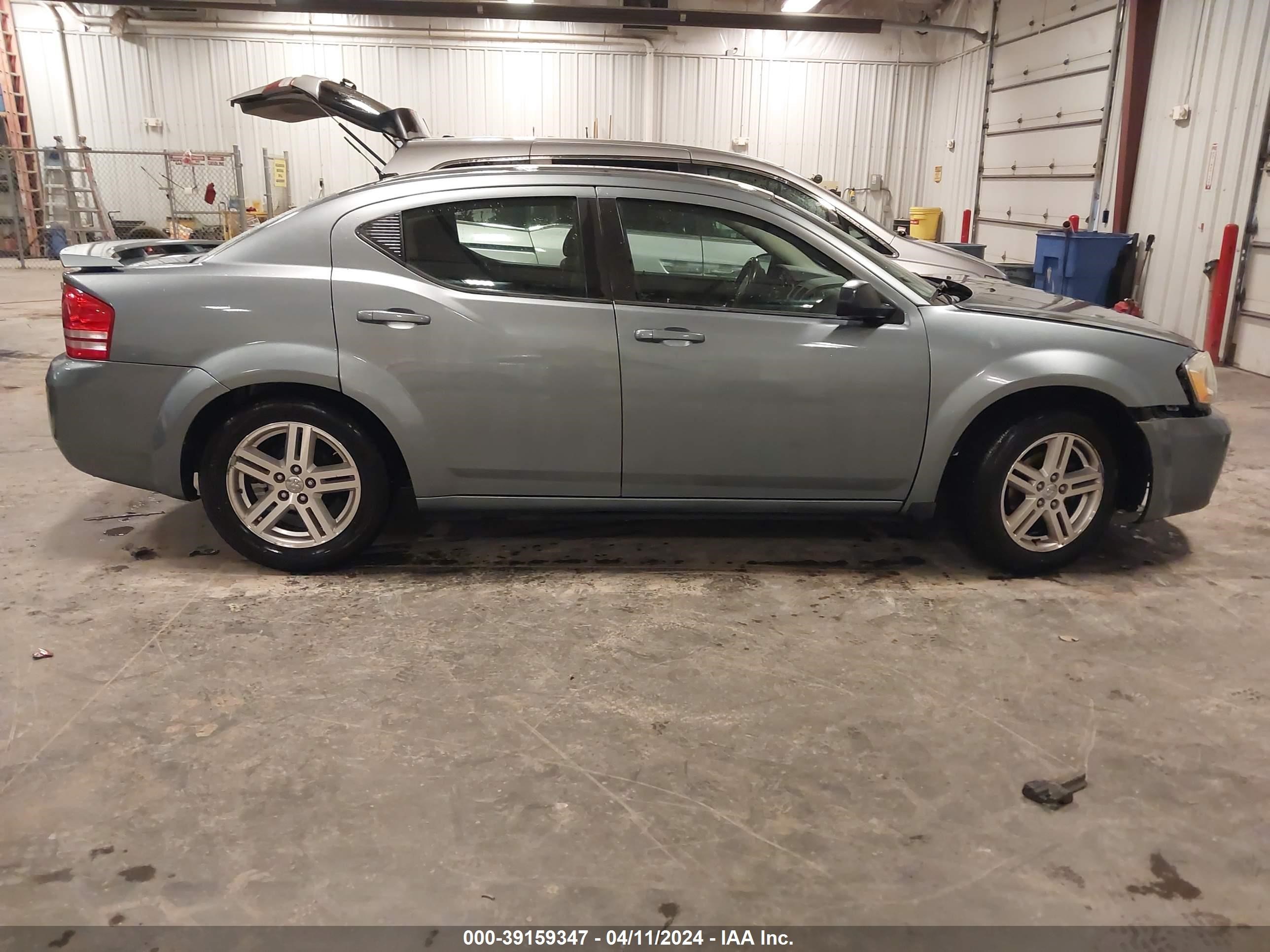 Photo 13 VIN: 1B3LC56B59N509402 - DODGE AVENGER 