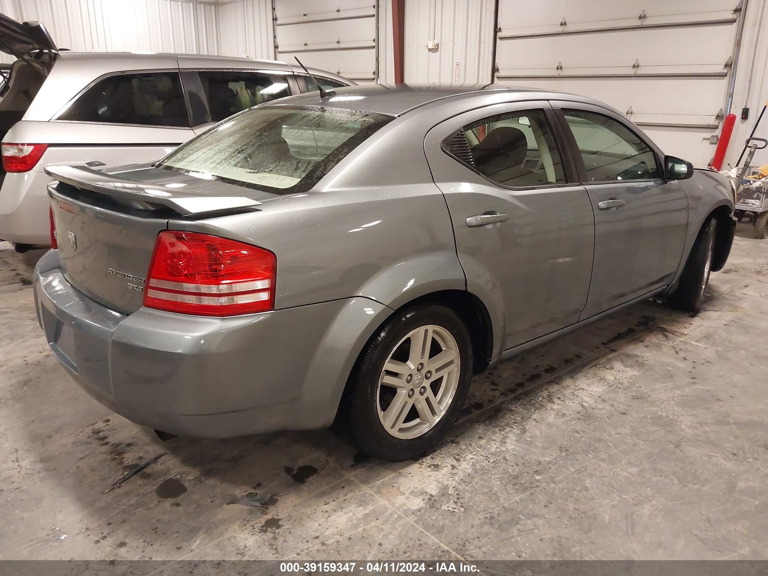 Photo 3 VIN: 1B3LC56B59N509402 - DODGE AVENGER 