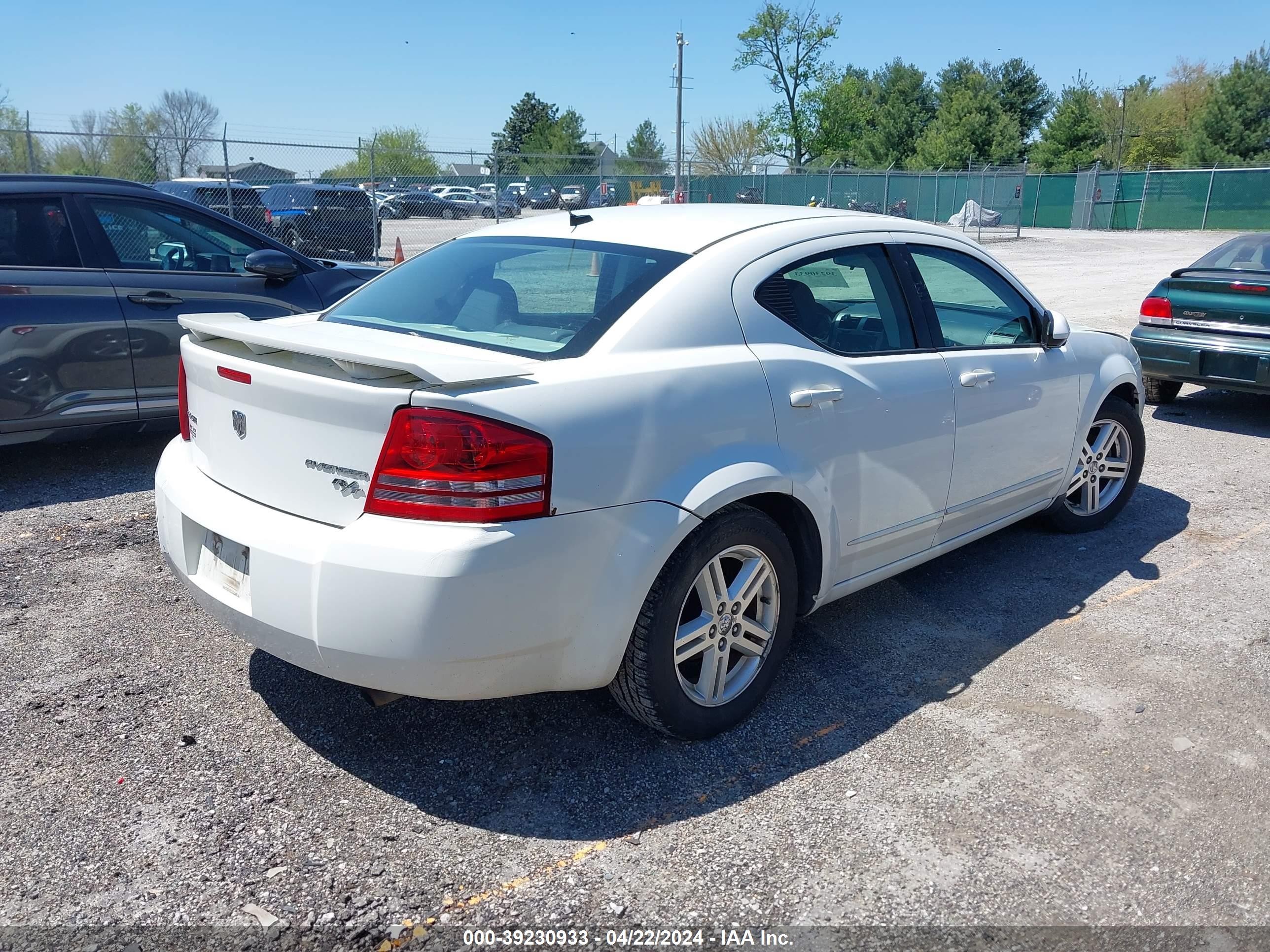 Photo 3 VIN: 1B3LC56B59N559362 - DODGE AVENGER 