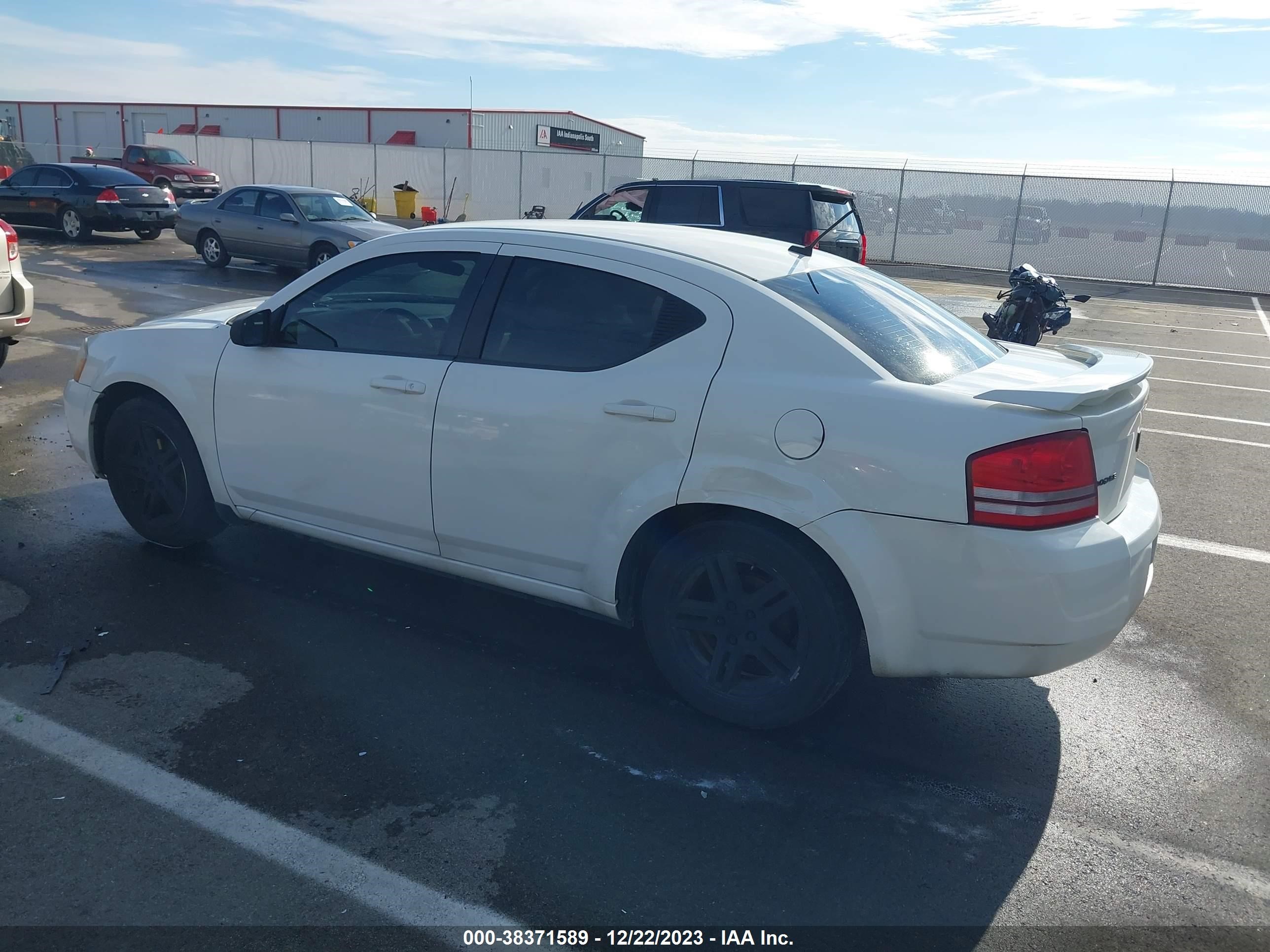 Photo 2 VIN: 1B3LC56B99N539860 - DODGE AVENGER 