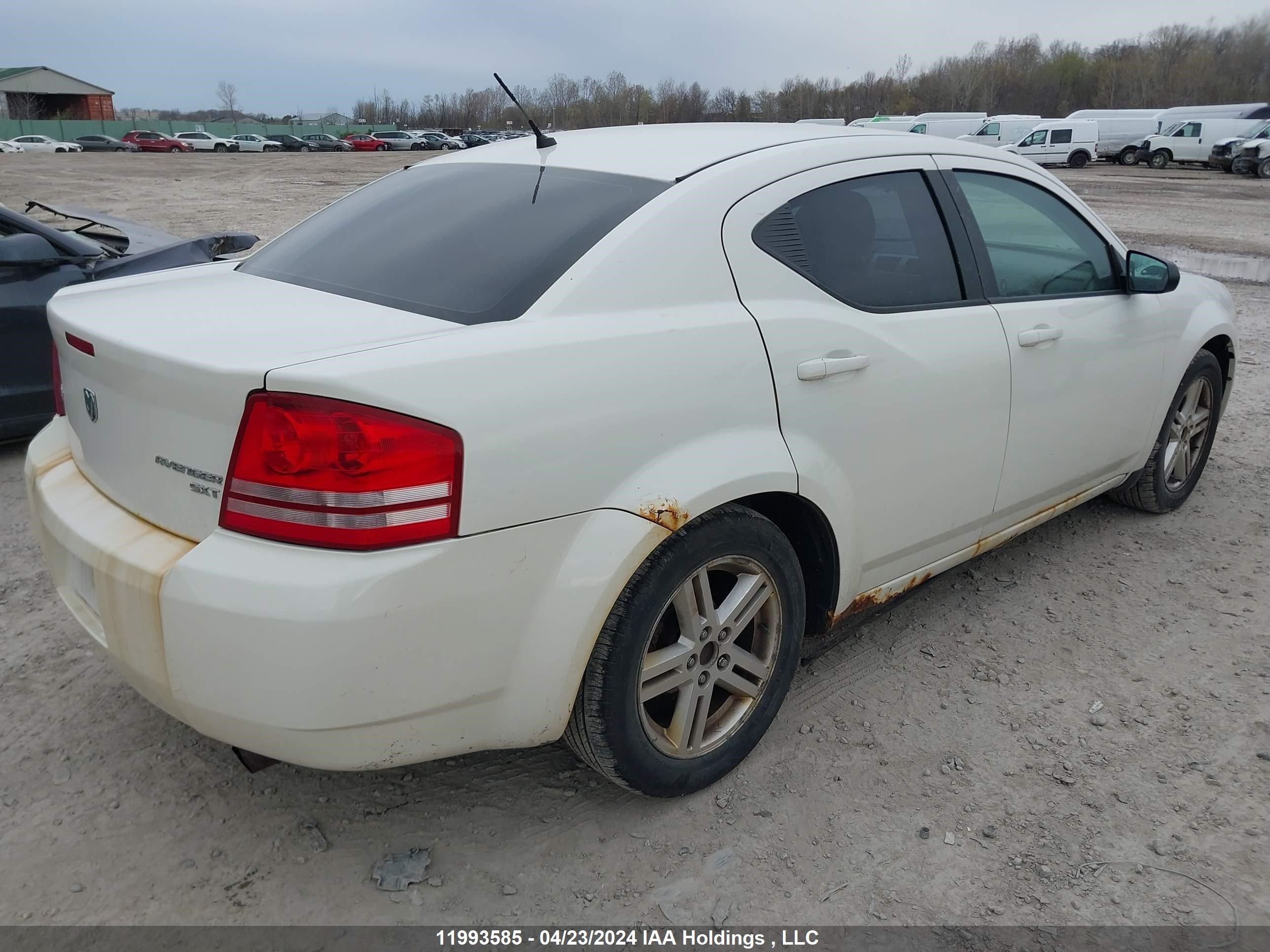 Photo 3 VIN: 1B3LC56D29N511321 - DODGE AVENGER 