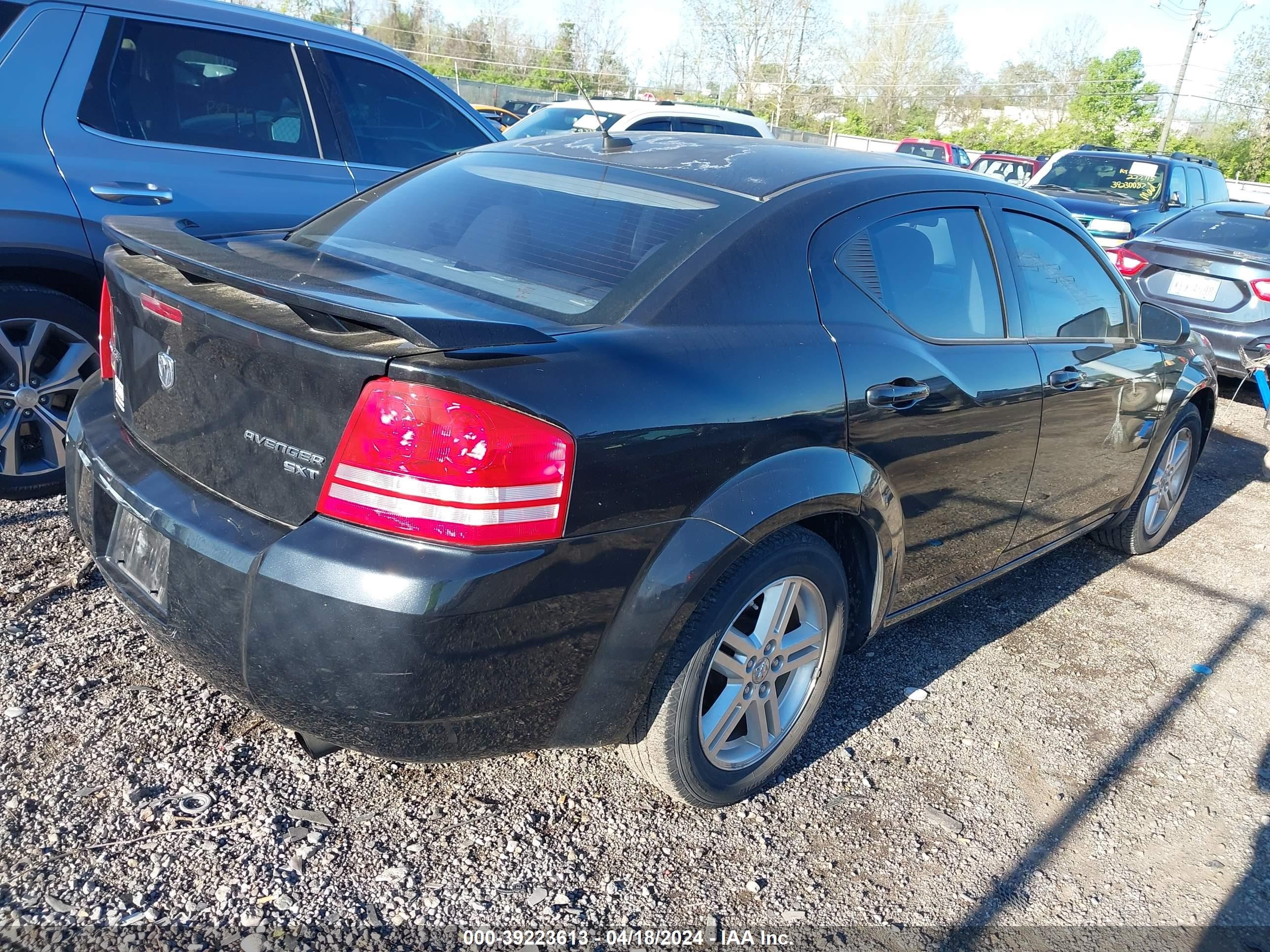 Photo 3 VIN: 1B3LC56D59N503925 - DODGE AVENGER 