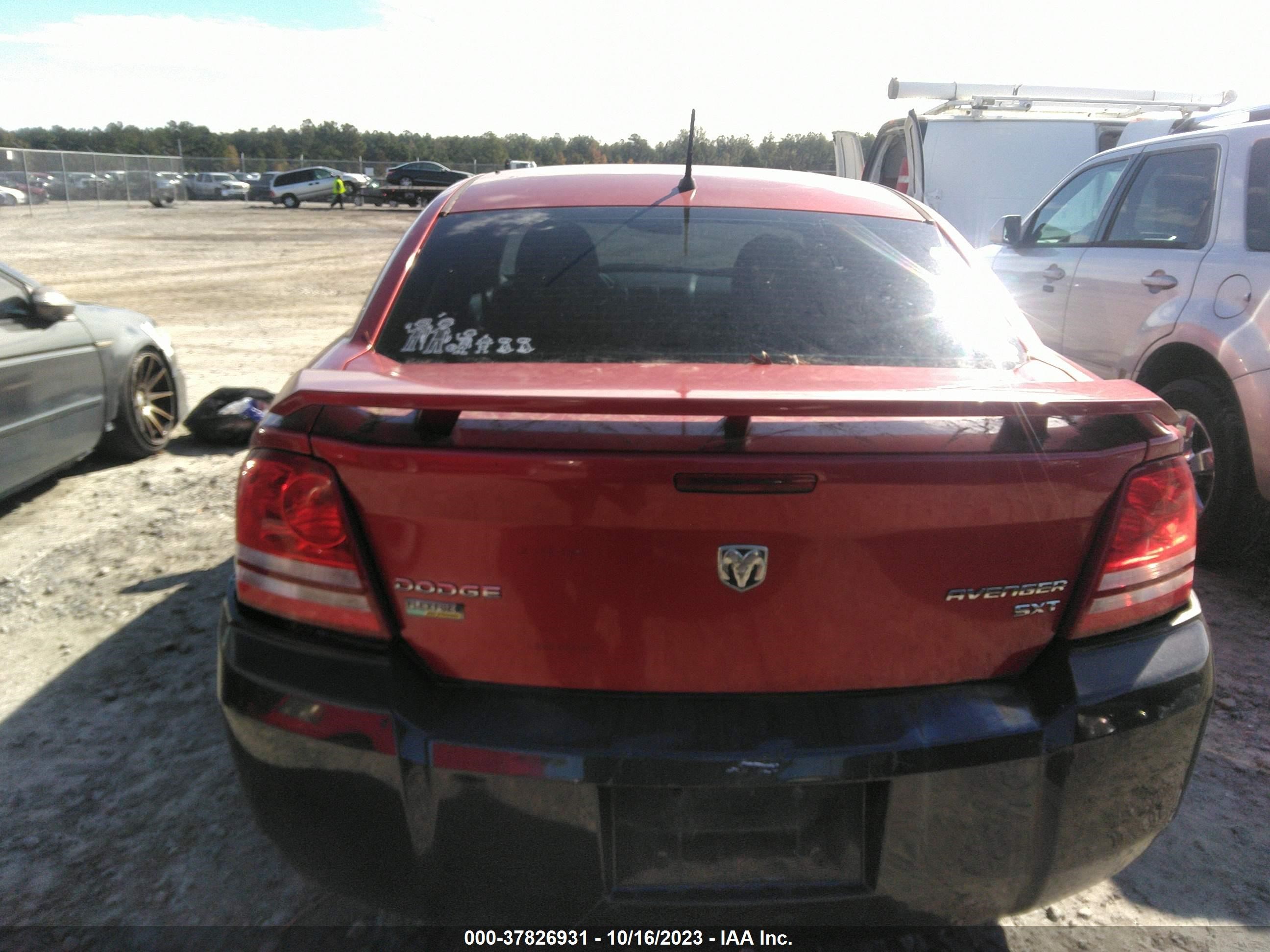 Photo 5 VIN: 1B3LC56D79N573863 - DODGE AVENGER 