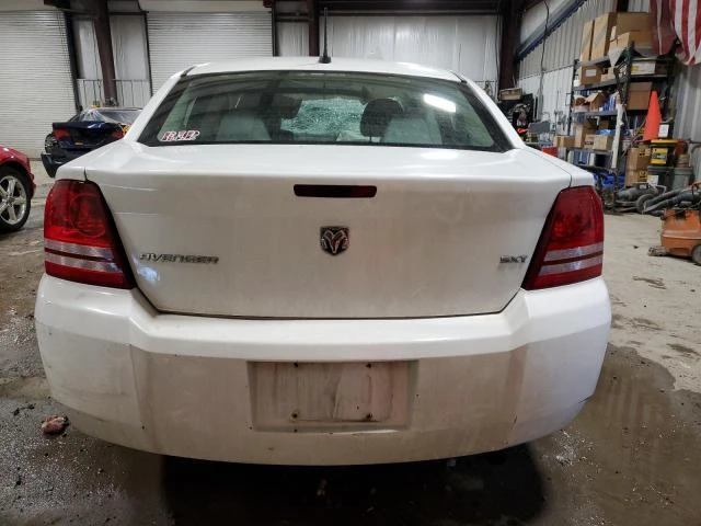 Photo 5 VIN: 1B3LC56J28N297788 - DODGE AVENGER SX 