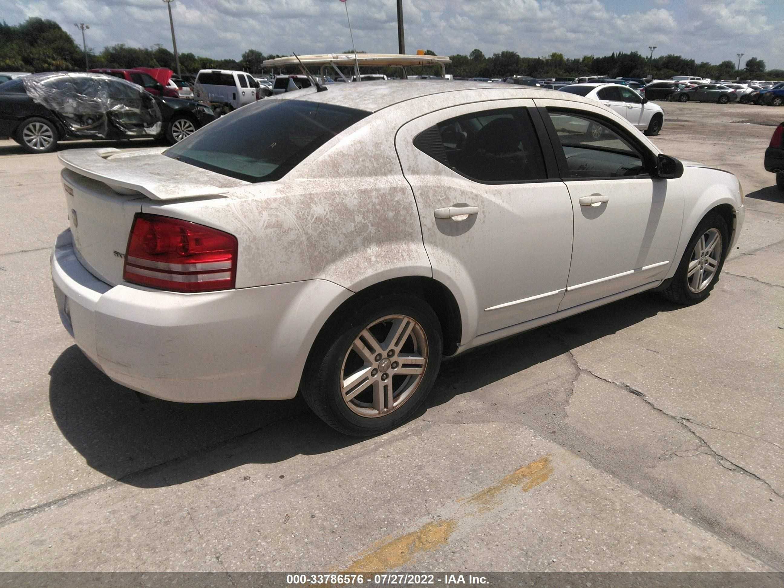 Photo 3 VIN: 1B3LC56K18N690190 - DODGE AVENGER 