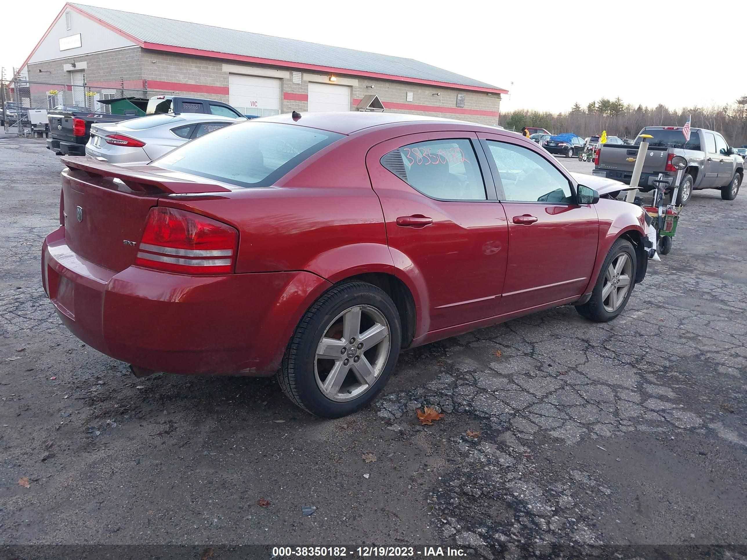 Photo 3 VIN: 1B3LC56R08N587677 - DODGE AVENGER 