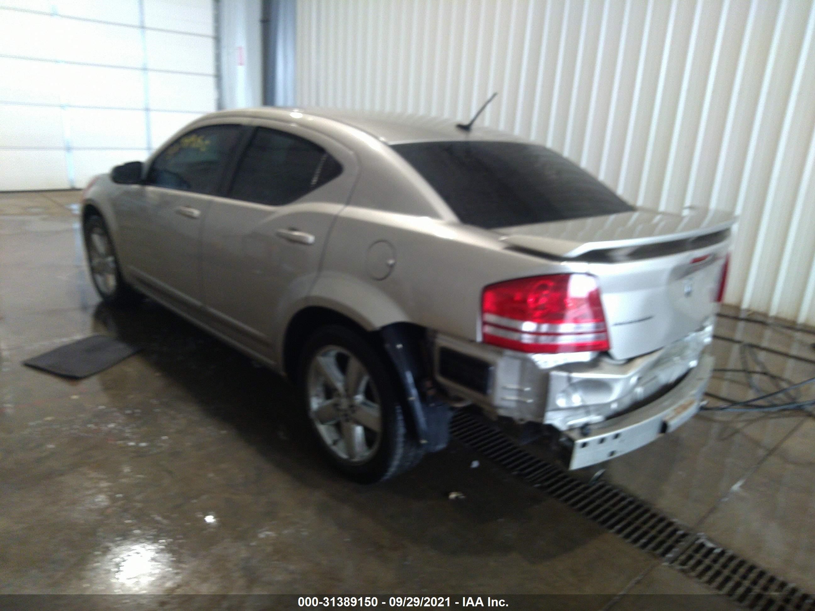 Photo 2 VIN: 1B3LC76M68N236837 - DODGE AVENGER 