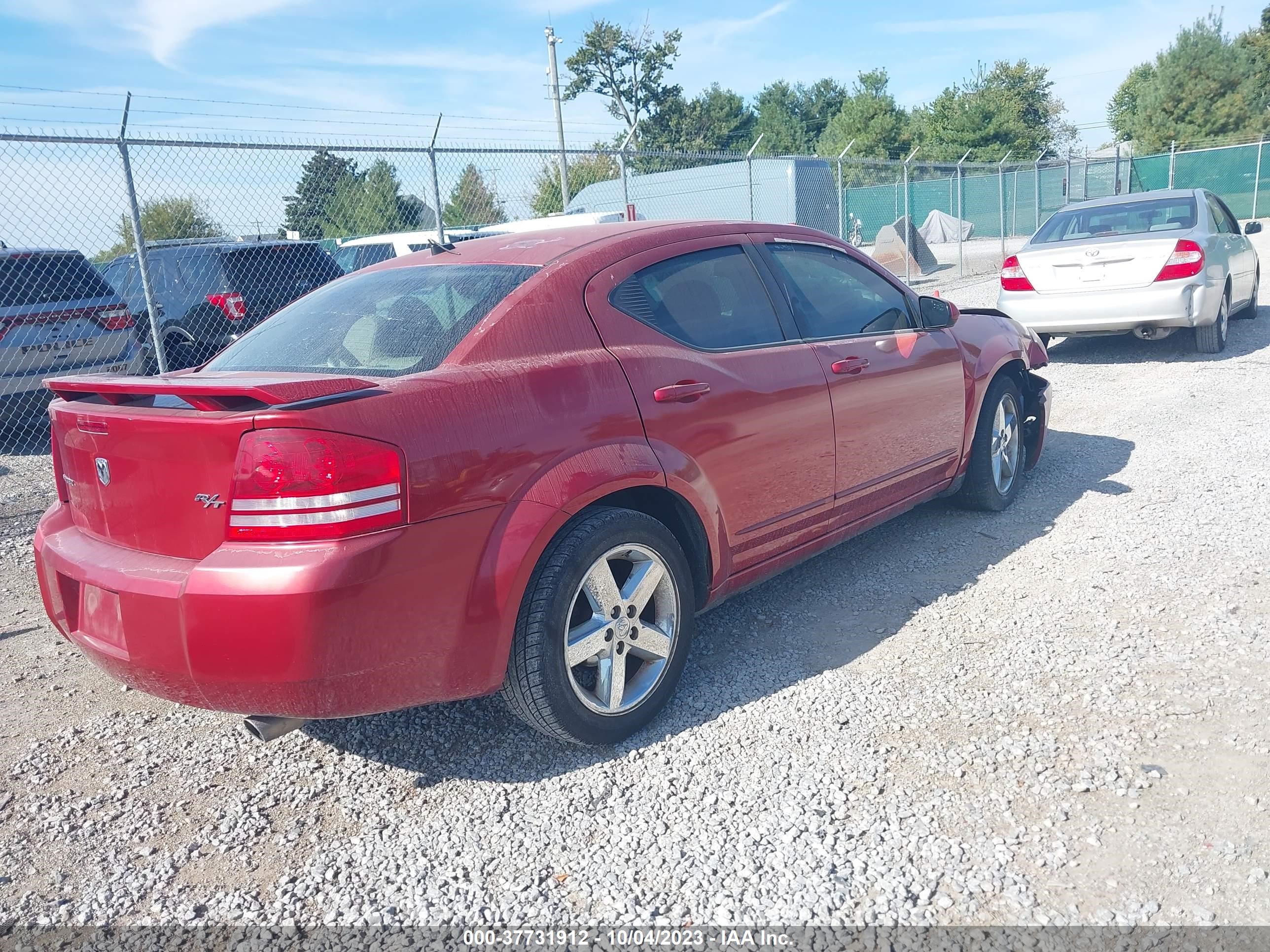 Photo 3 VIN: 1B3LC76M88N690698 - DODGE AVENGER 