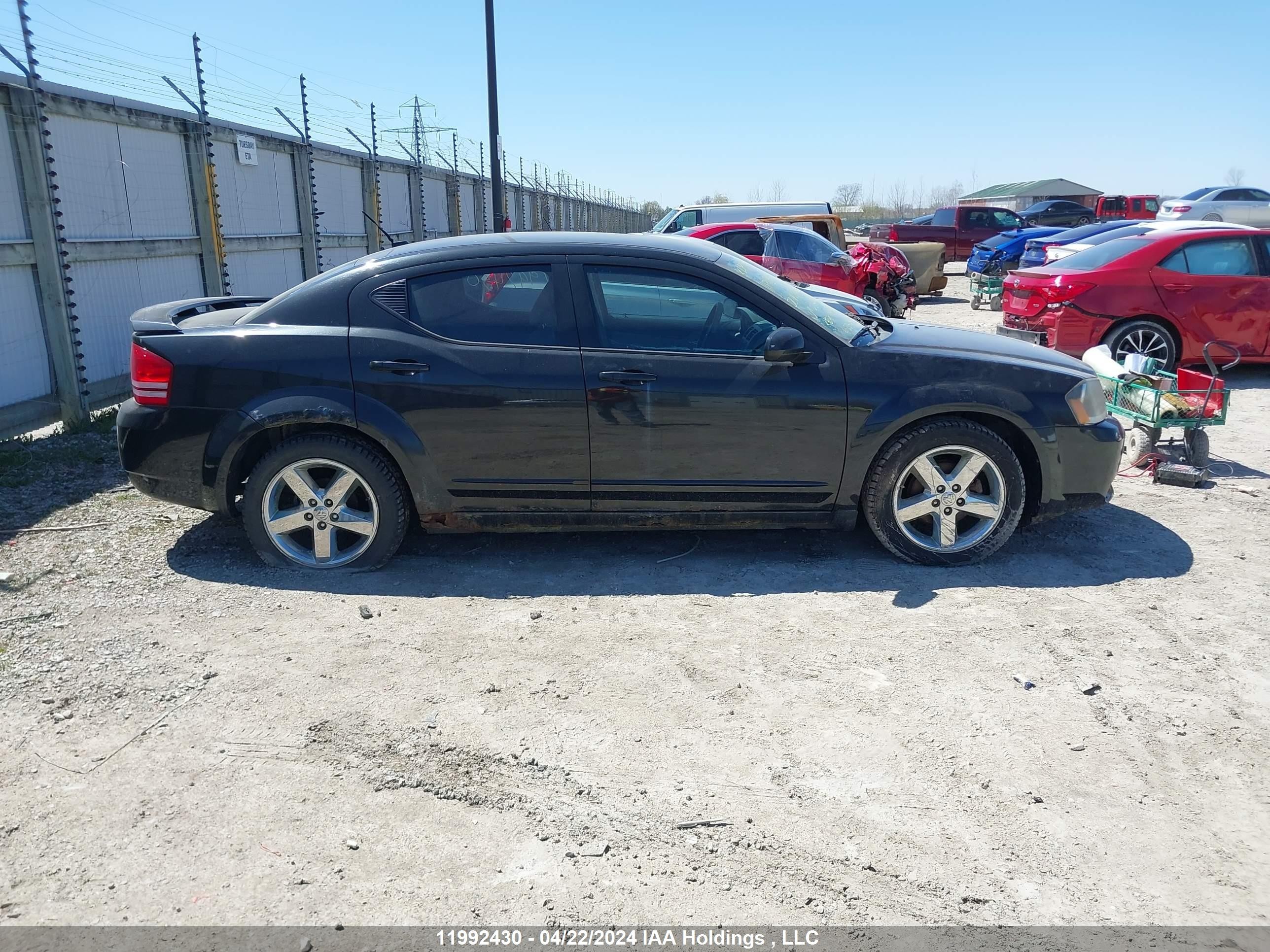 Photo 12 VIN: 1B3LC76M98N234595 - DODGE AVENGER 