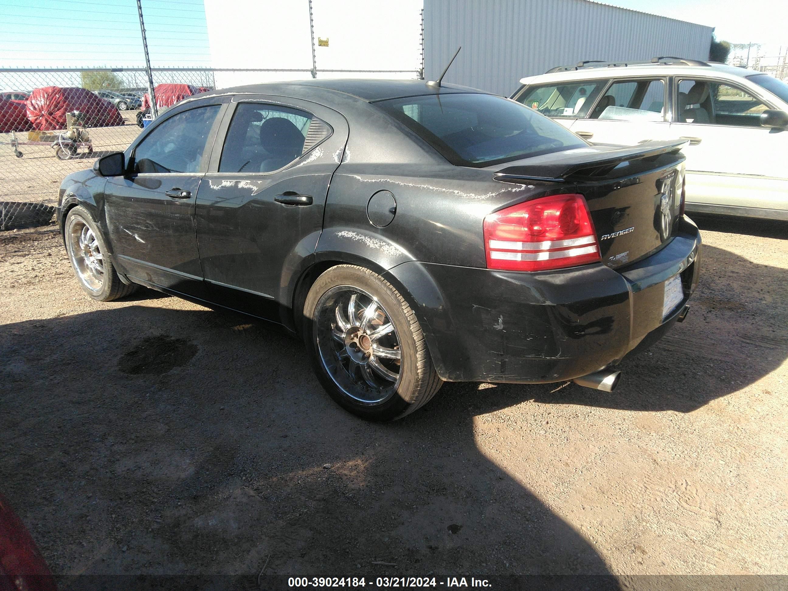 Photo 2 VIN: 1B3LC76MX8N569462 - DODGE AVENGER 