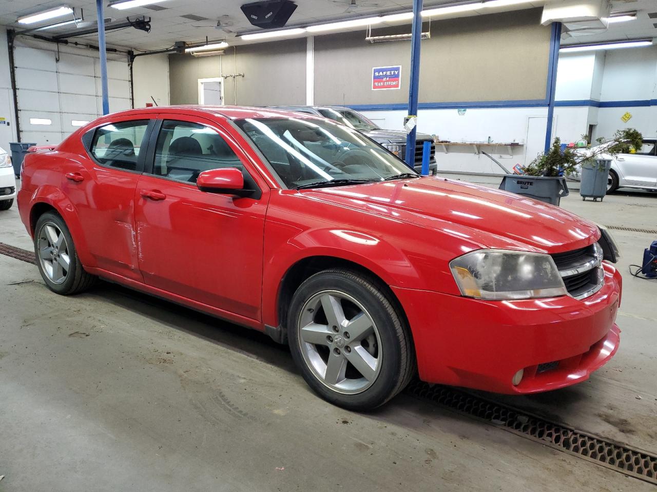 Photo 3 VIN: 1B3LC76V69N504117 - DODGE AVENGER 