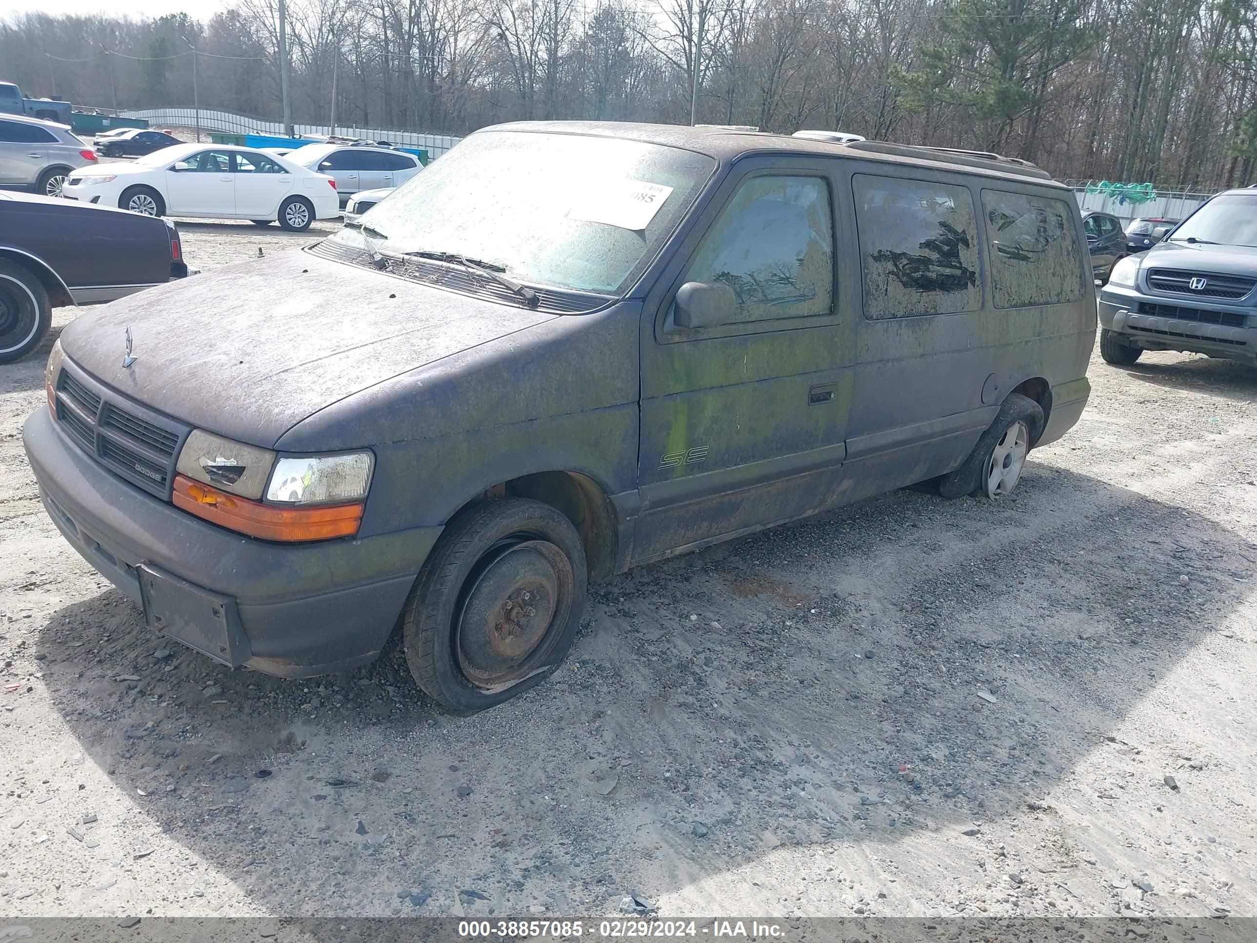 Photo 1 VIN: 1B4EH44RXSX543144 - DODGE CARAVAN 